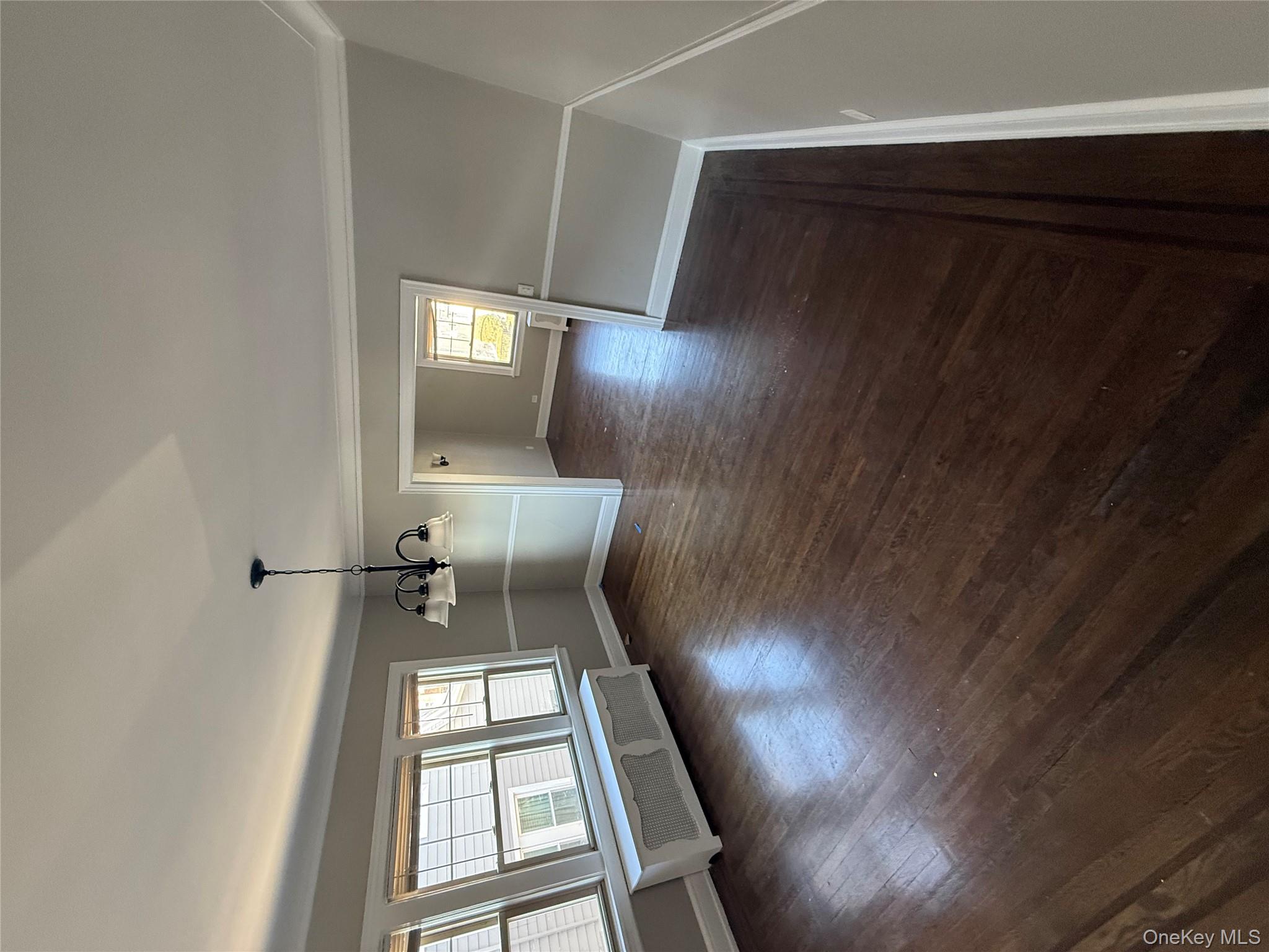 #5 photo, 134 Catskill Avenue, 뉴욕주 Yonkers , NY 10704