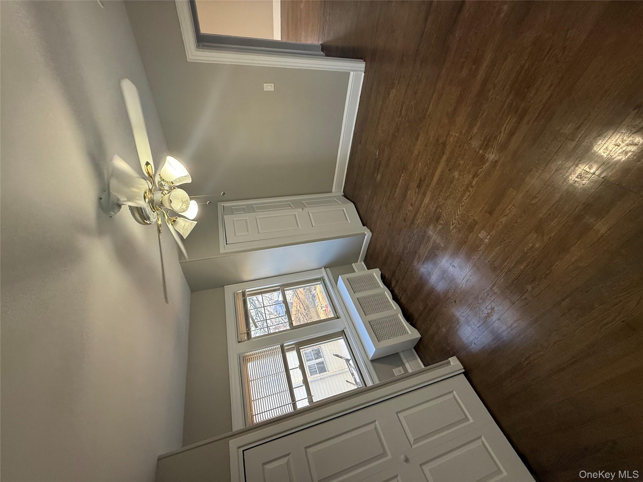 #8 photo, 134 Catskill Avenue, 뉴욕주 Yonkers , NY 10704