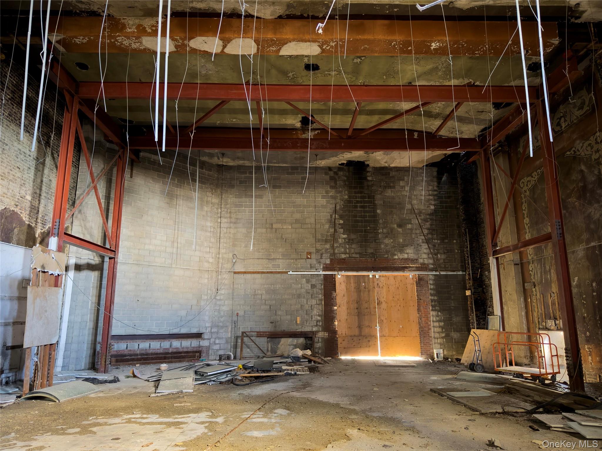 #13 photo, 315 Broadway, 紐約州 Newburgh , NY 12550