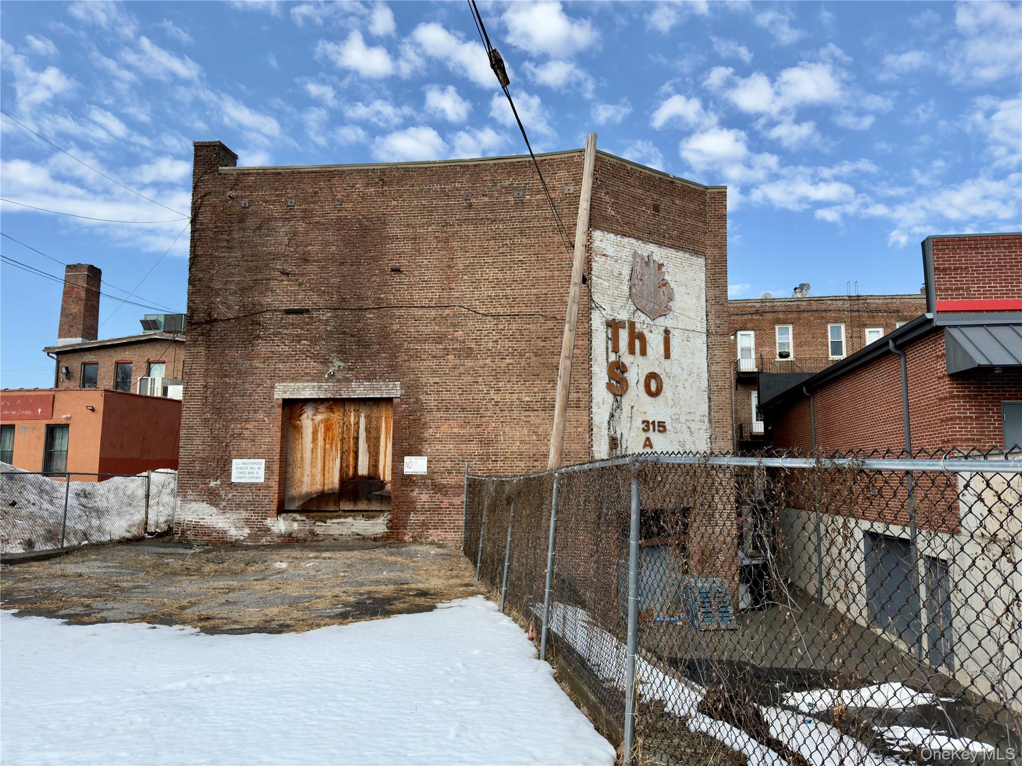 #15 photo, 315 Broadway, 紐約州 Newburgh , NY 12550