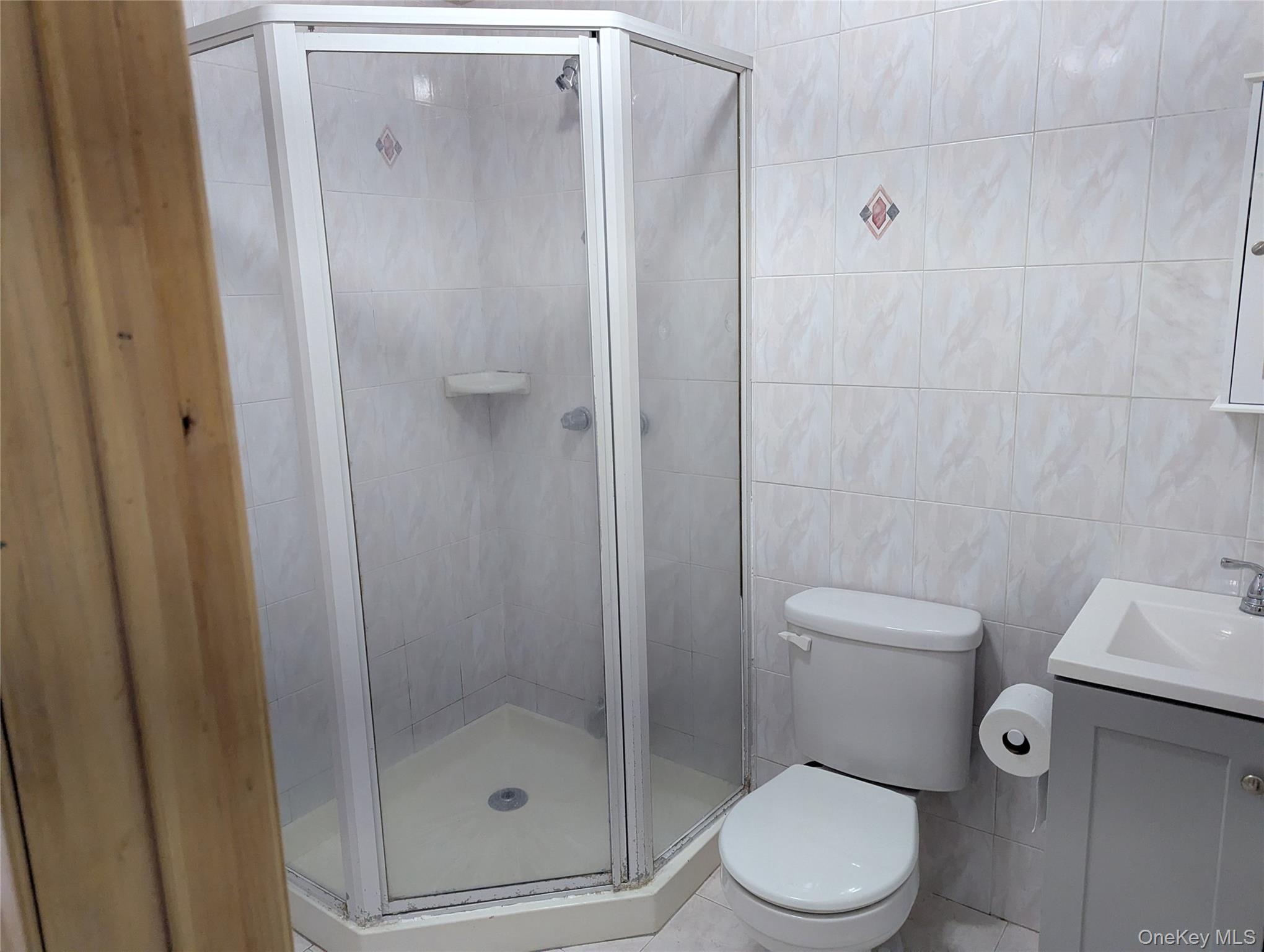 #6 photo, 38 3rd Street, Ronkonkoma , NY 11779