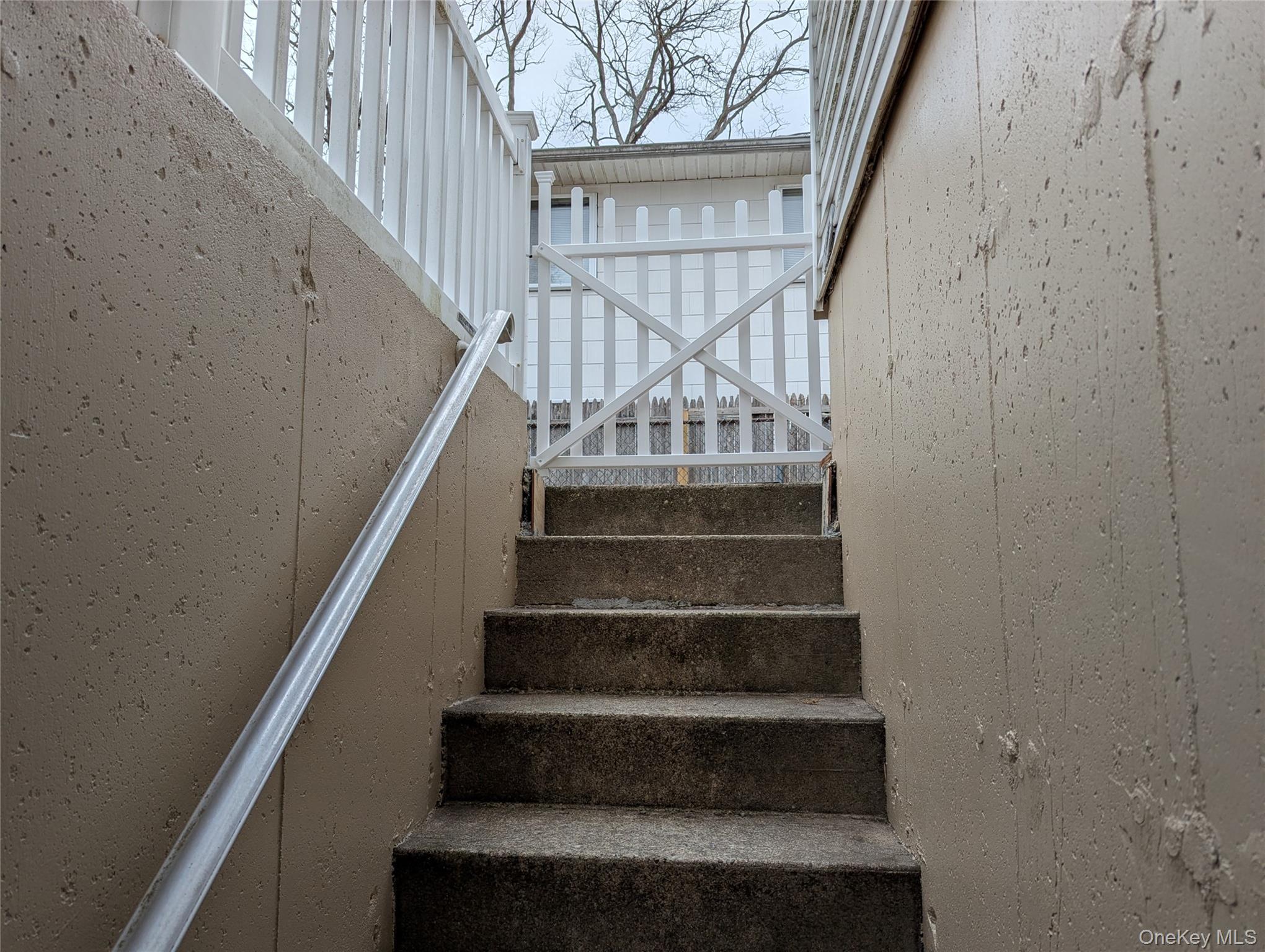 #8 photo, 38 3rd Street, Ronkonkoma , NY 11779