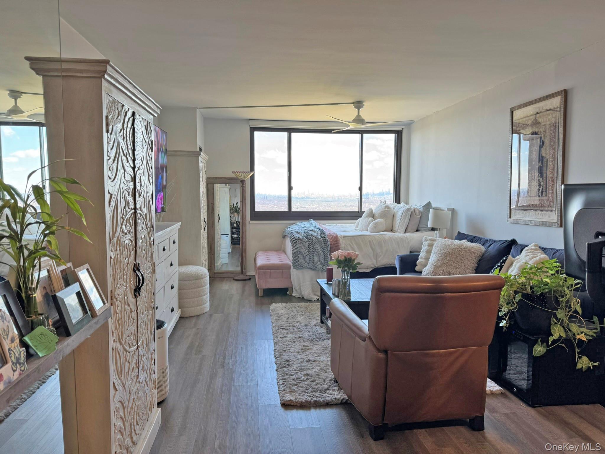 #2 photo, 26910 Grand Central Parkway, Куинс ‖ Floral Park , NY 11005