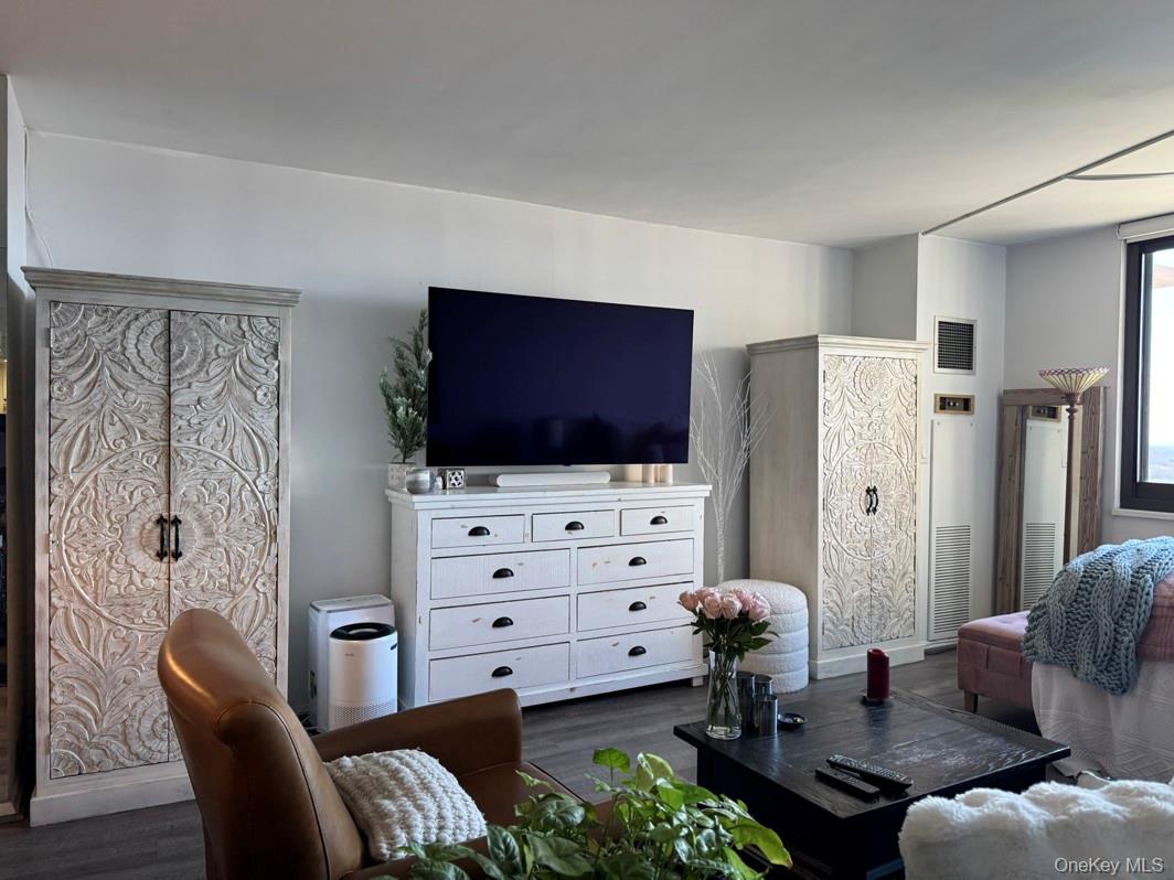 #5 photo, 26910 Grand Central Parkway, Куинс ‖ Floral Park , NY 11005