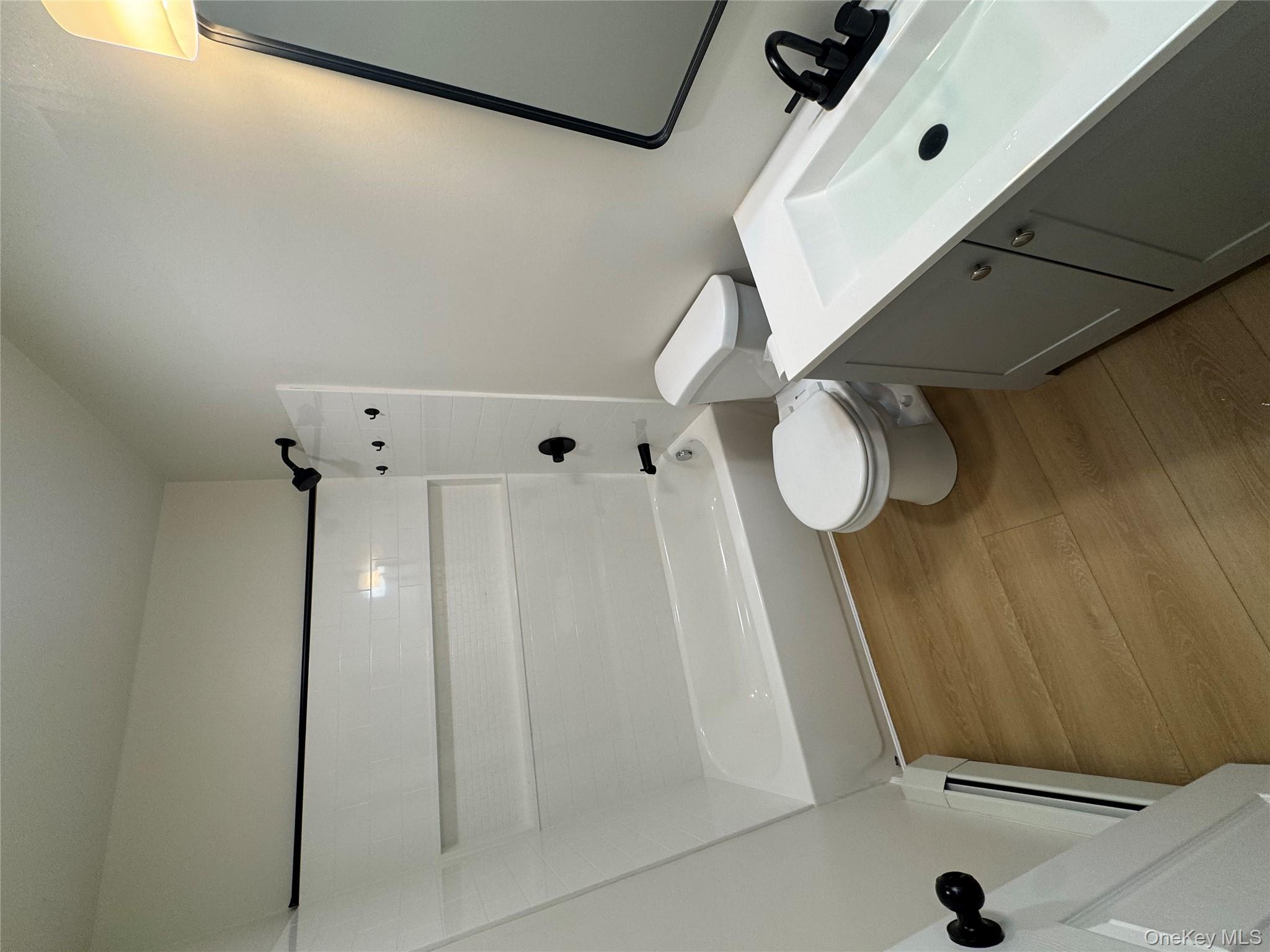 #6 photo, 98 E Market Street, Hyde Park , NY 12538