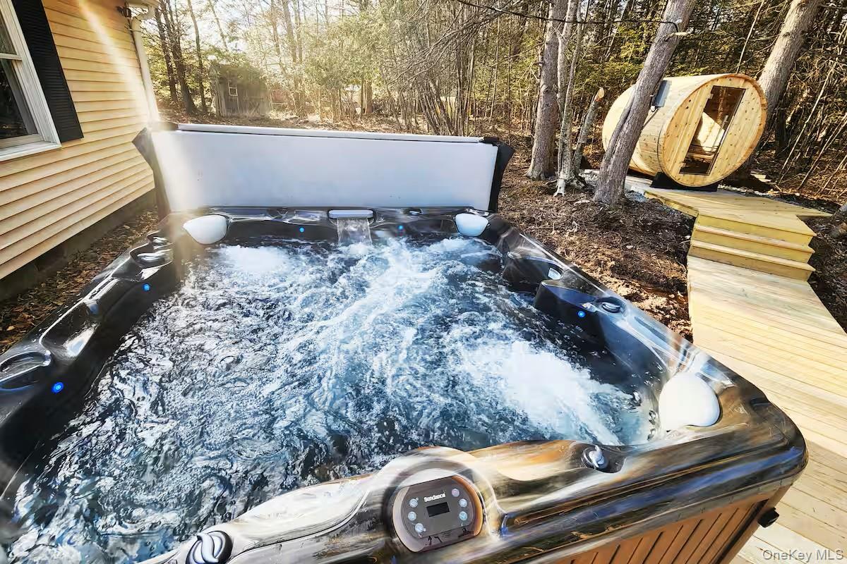 #11 photo, 29 Edward Drive, Loch Sheldrake , NY 12759