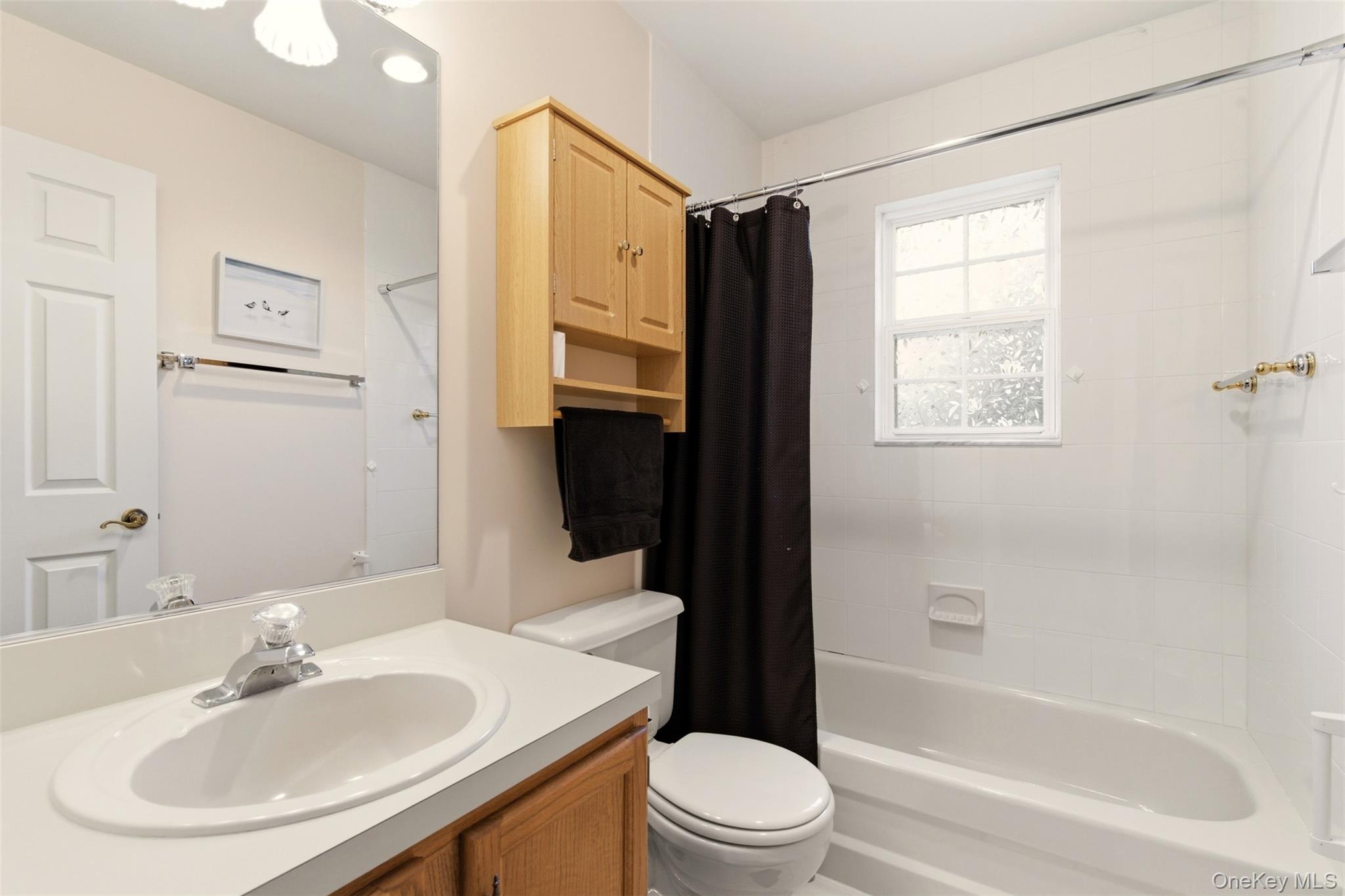 #18 photo, 58 Theodore Drive, Coram , NY 11727