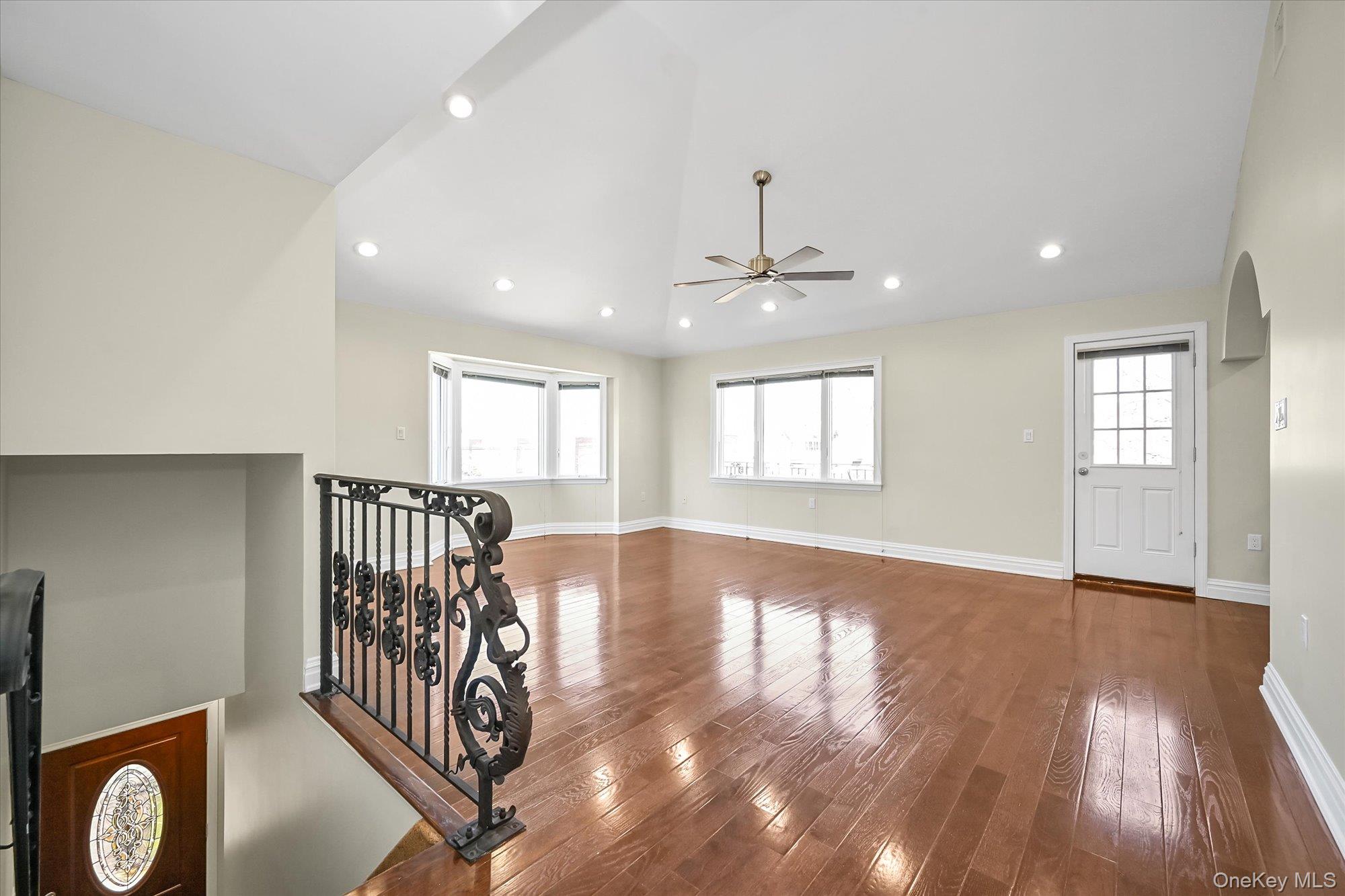 #10 photo, 208-04 35th Avenue, Bayside , NY 11361