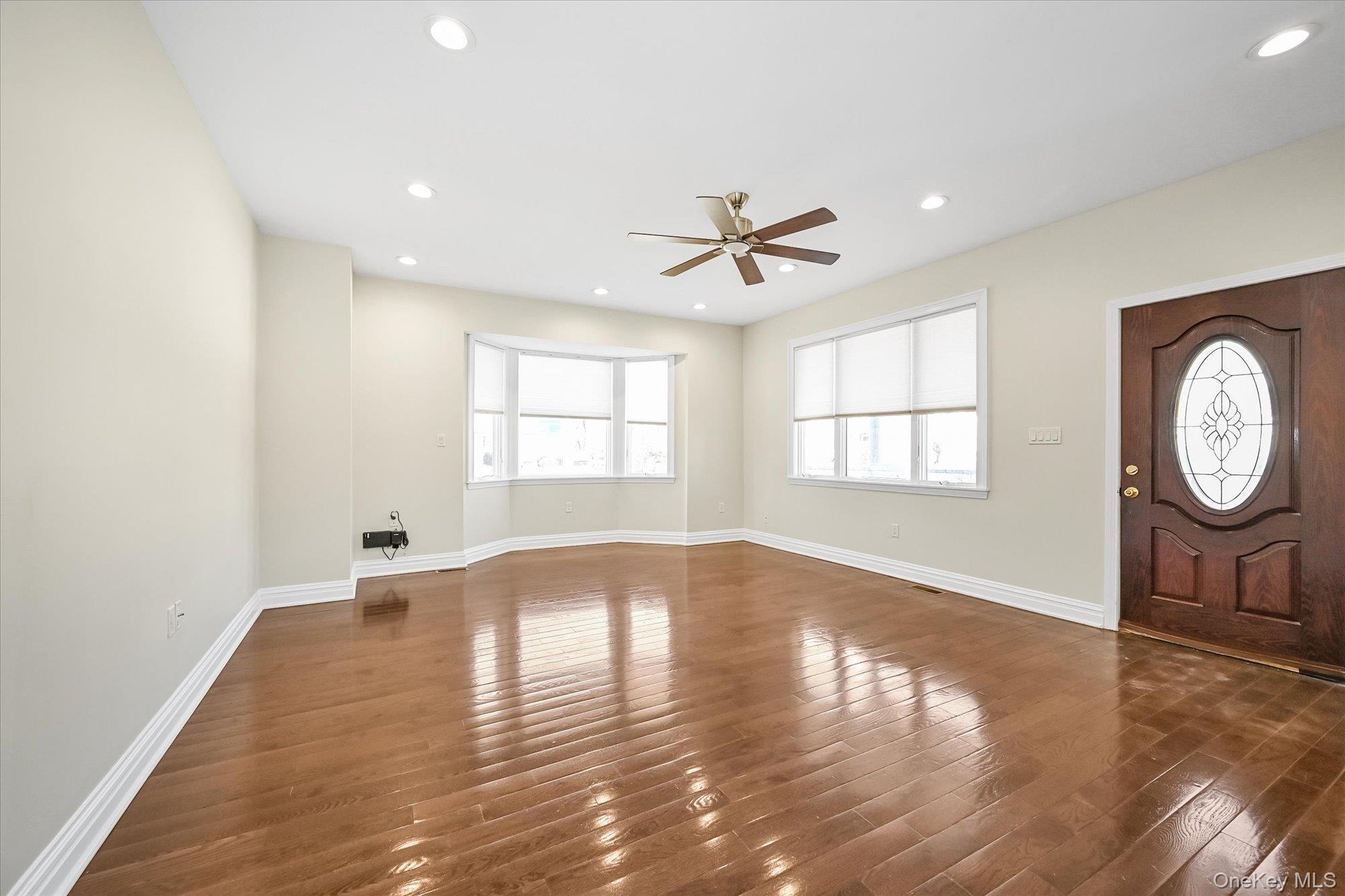 #2 photo, 208-04 35th Avenue, Bayside , NY 11361