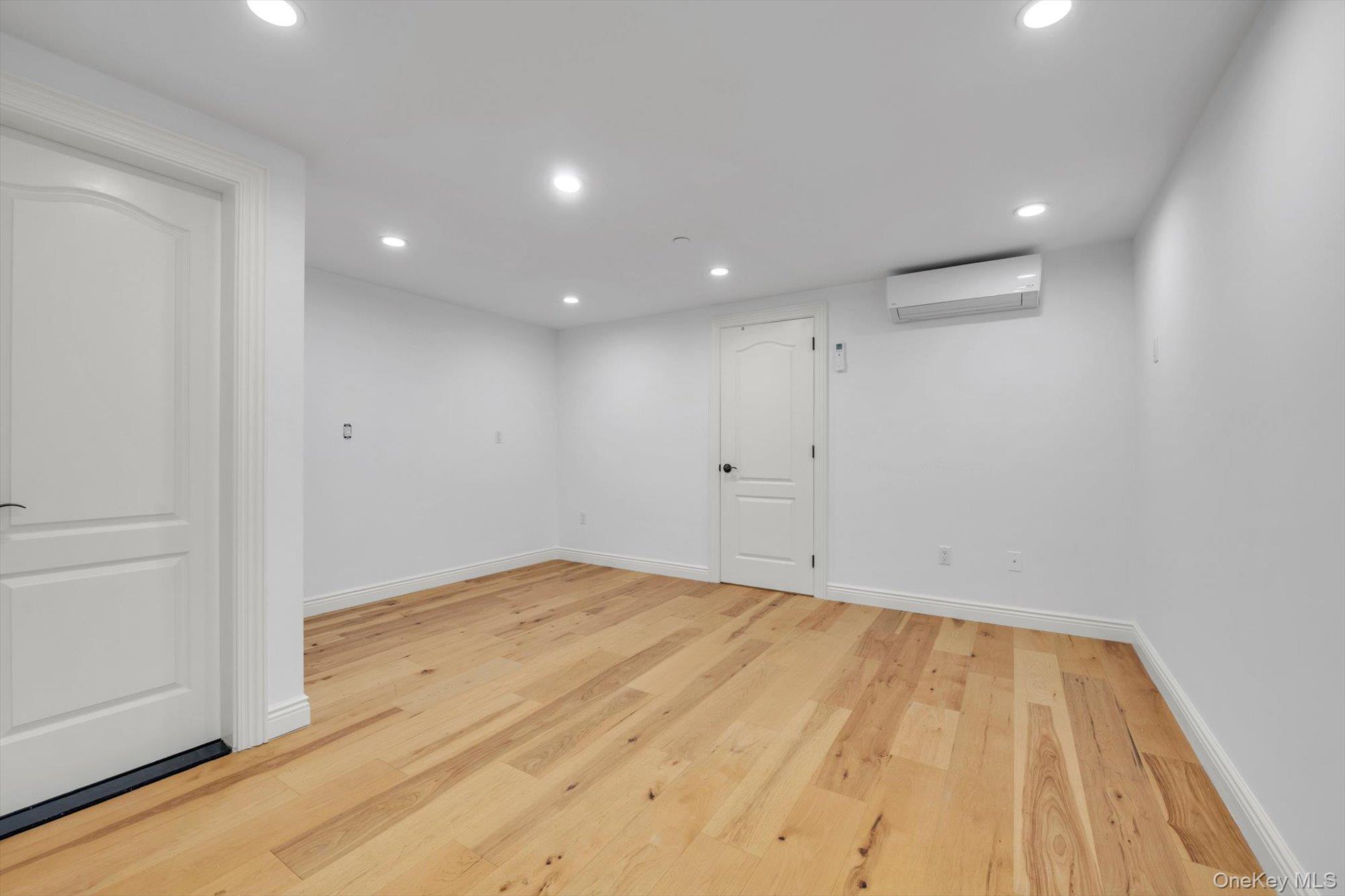 #10 photo, 717 College Place, College Point , NY 11356