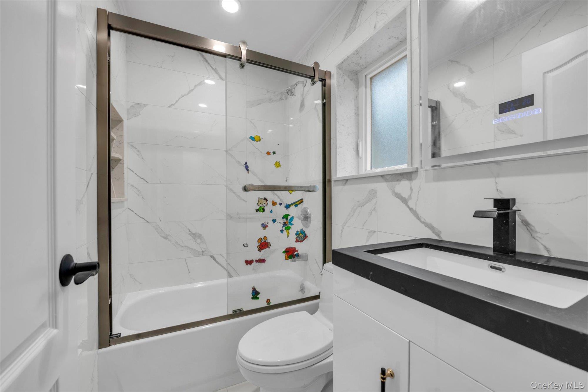 #20 photo, 717 College Place, College Point , NY 11356