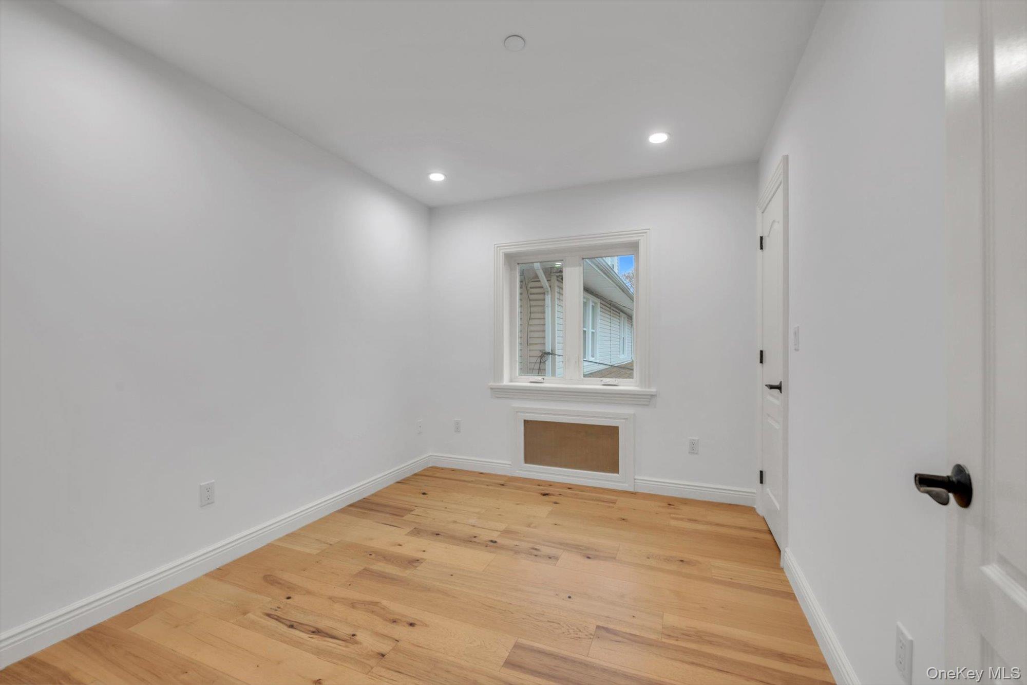 #8 photo, 717 College Place, College Point , NY 11356