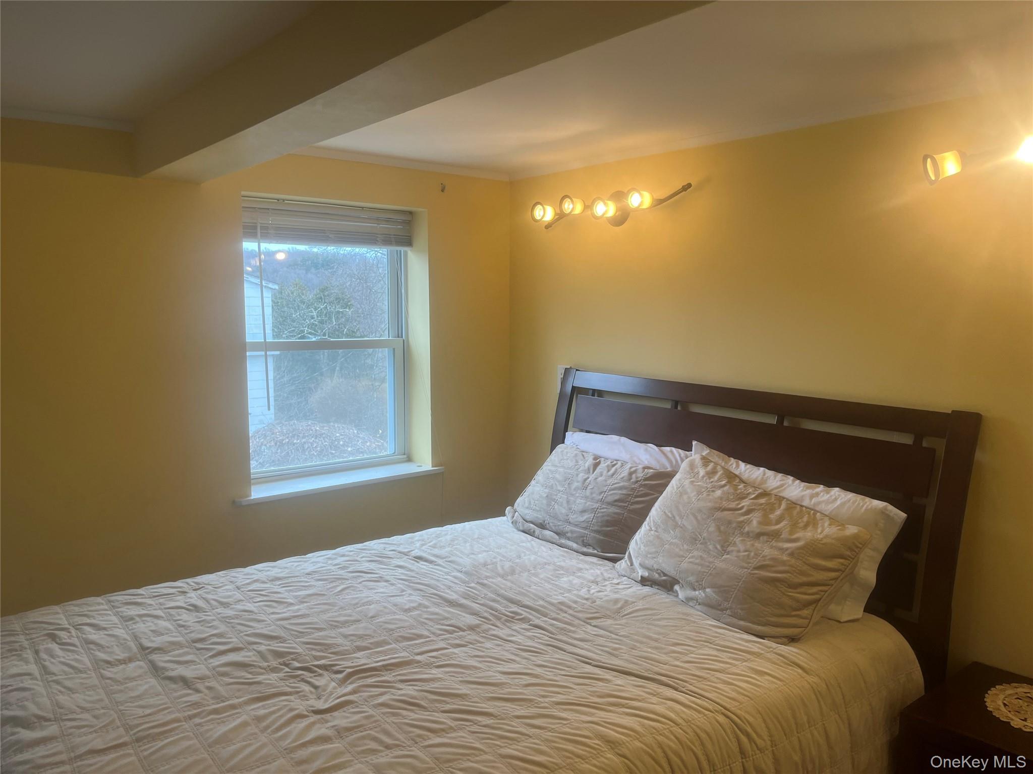 #10 photo, 13 Summitt Place, Valhalla , NY 10595