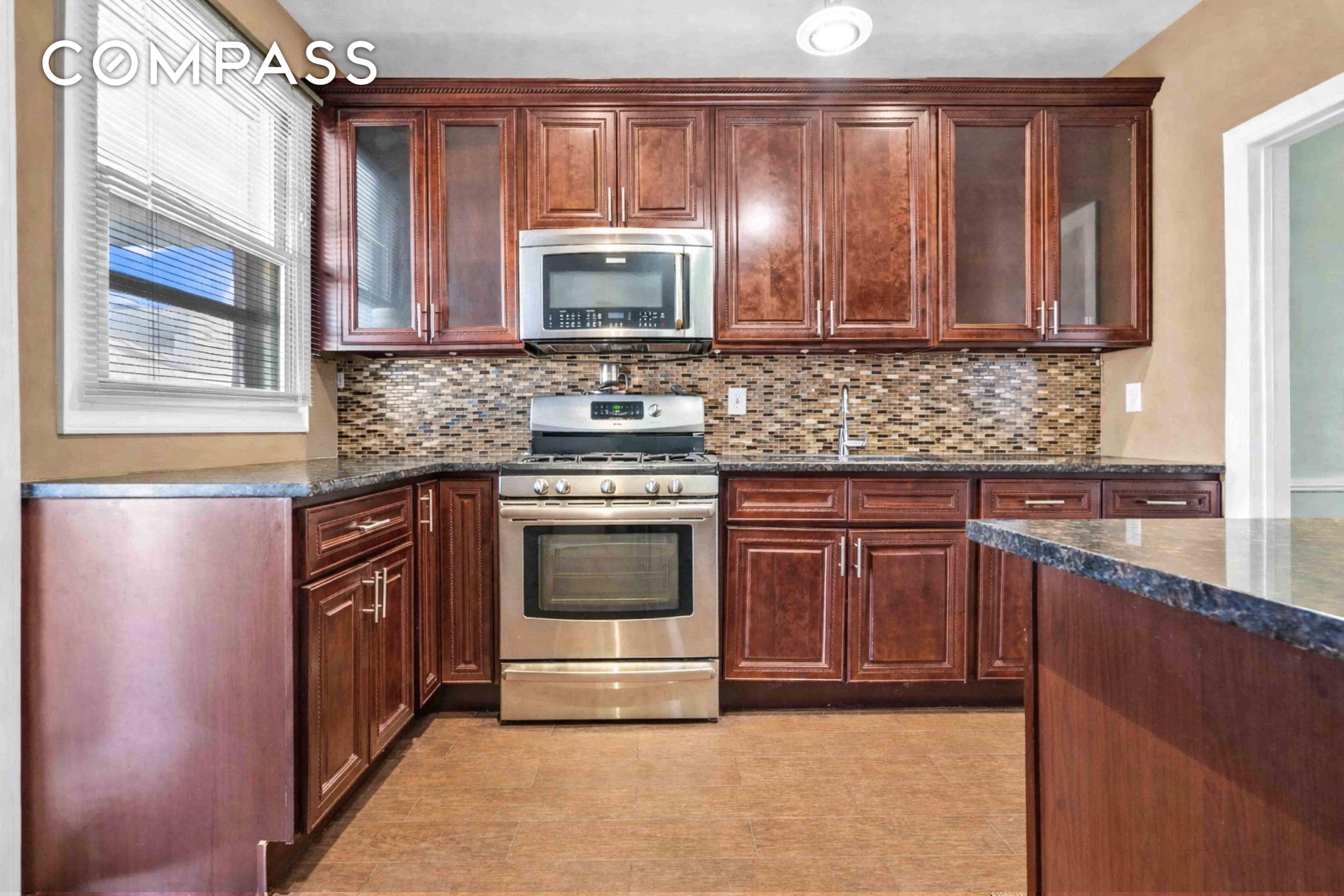 #17 photo, 5401 Clarendon Road, 브루클린 East Flatbush , NY 11203