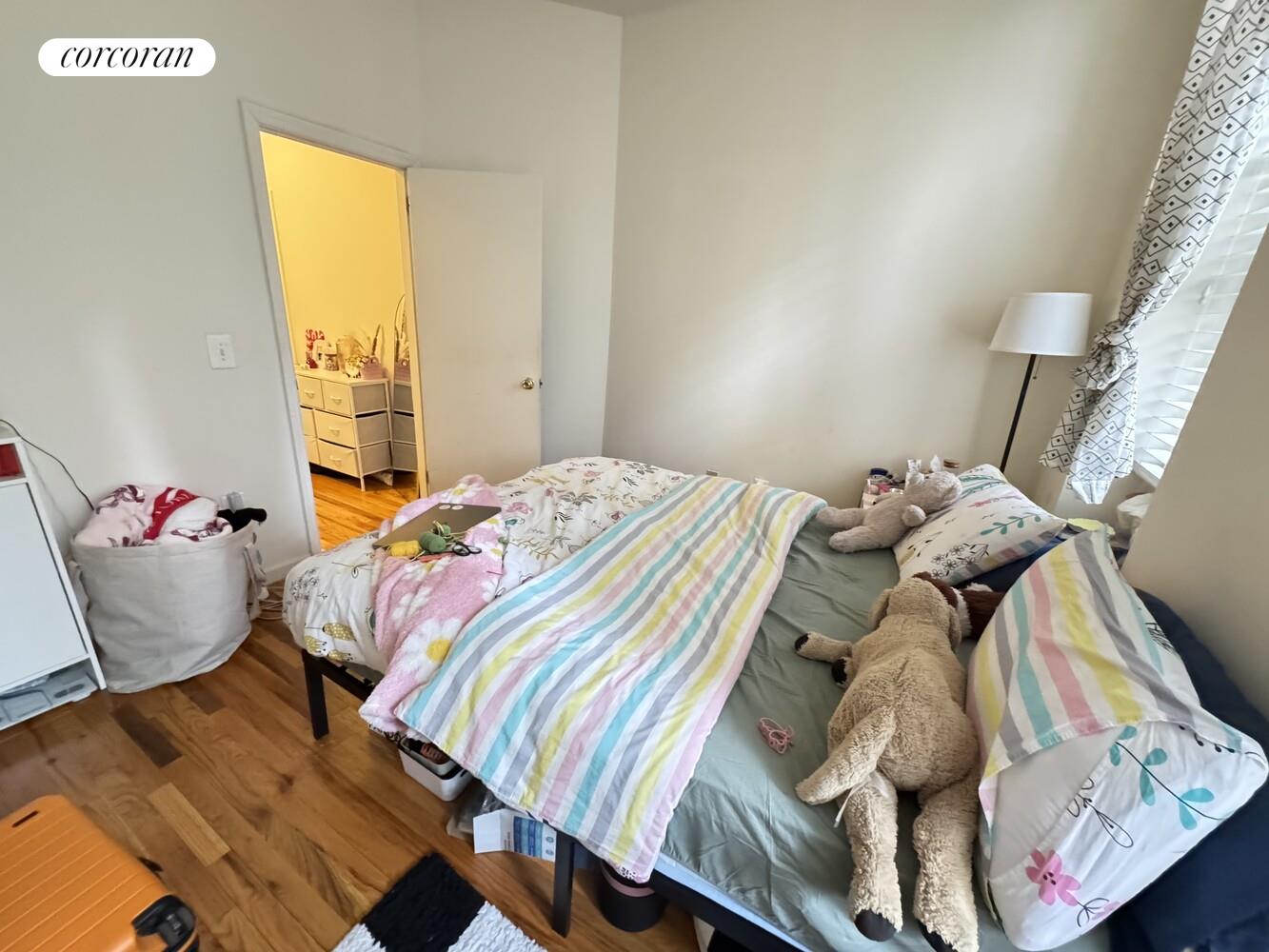 #6 photo, 309 W 47TH Street, Hell's Kitchen , NY 10036