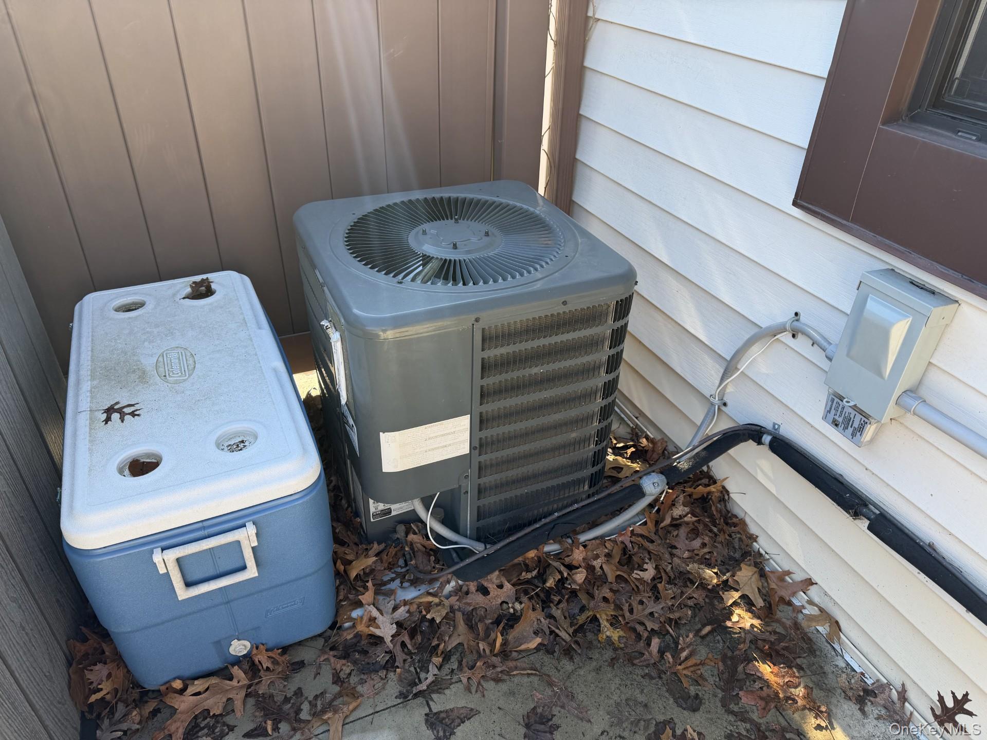 #14 photo, 92 Gauguin Court, Middle Island , NY 11953