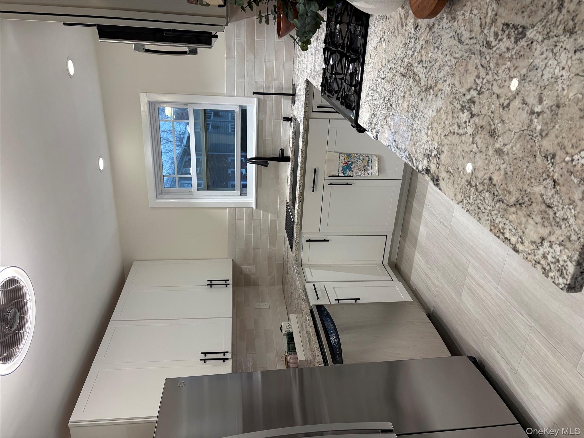 #4 photo, 43 Fair Harbor Drive Drive, سوفولك Patchogue , NY 11772