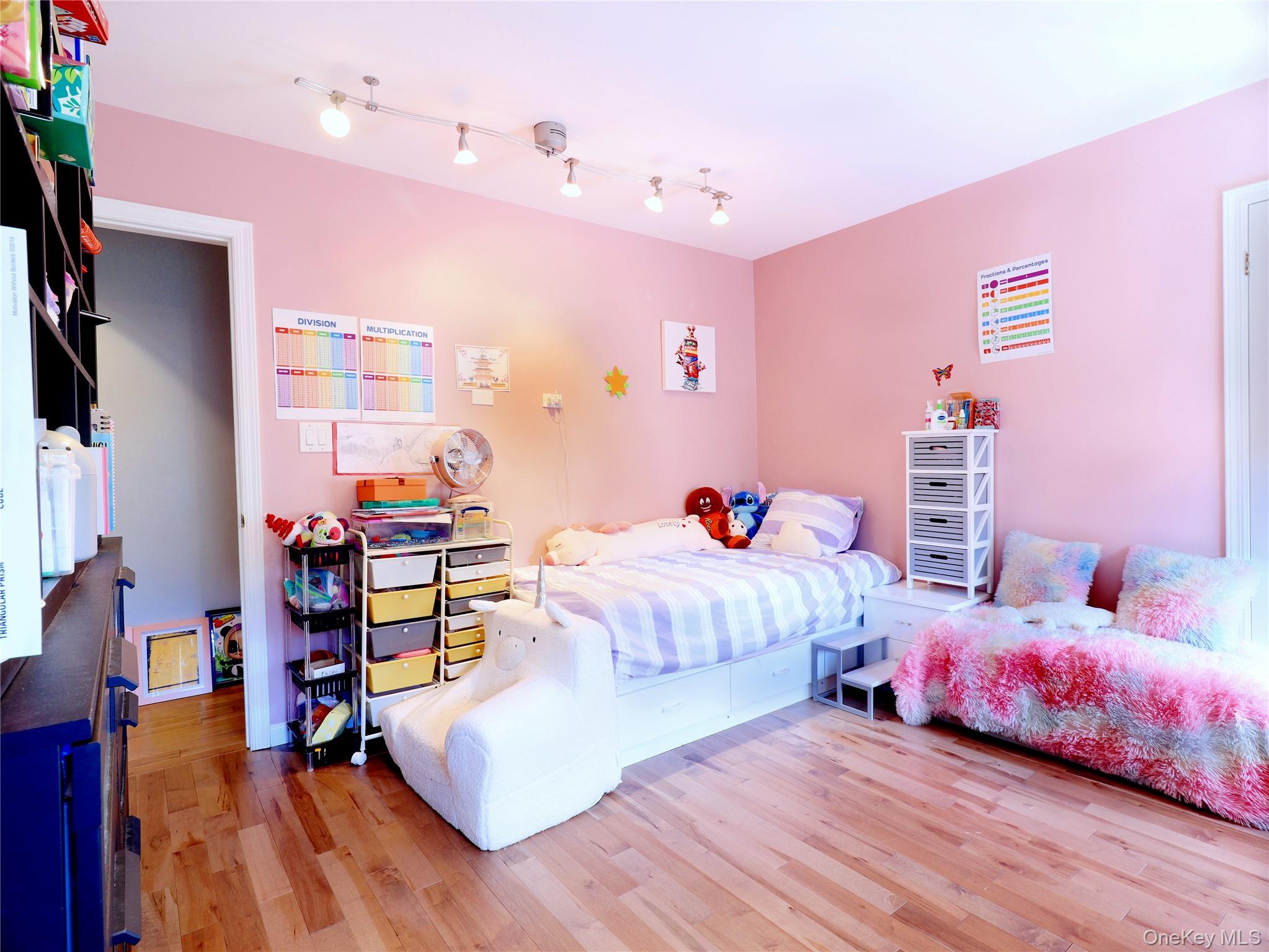 #10 photo, 6 Morris Lane, ग्रेट नेक Great Neck , NY 11024