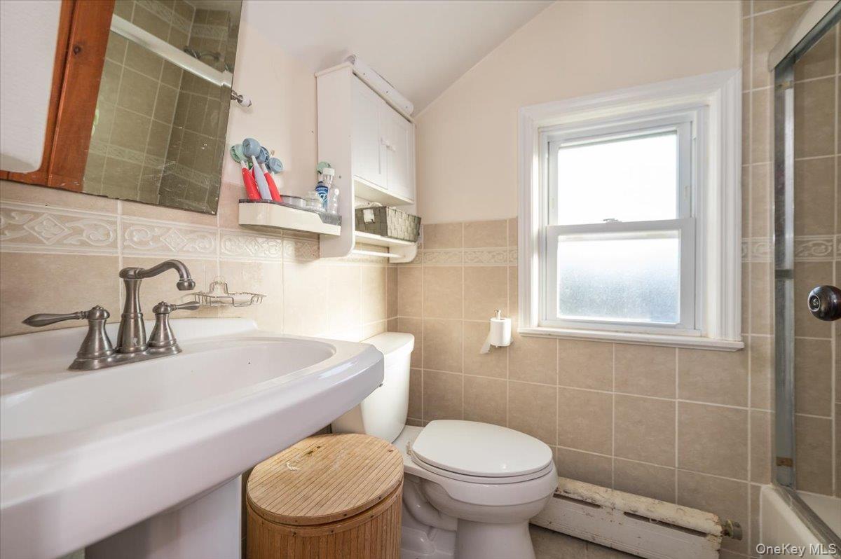 #11 photo, 64 E Chester Street, ナッソー郡 Valley Stream , NY 11580