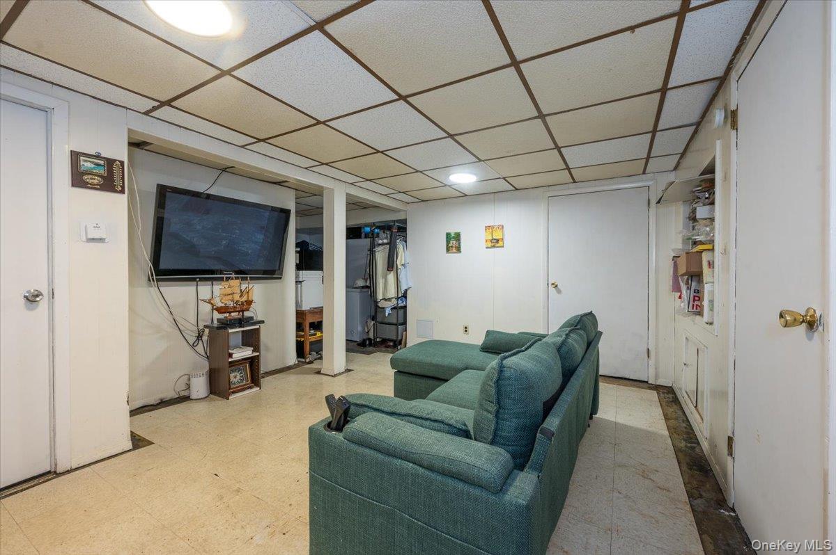 #12 photo, 64 E Chester Street, ナッソー郡 Valley Stream , NY 11580