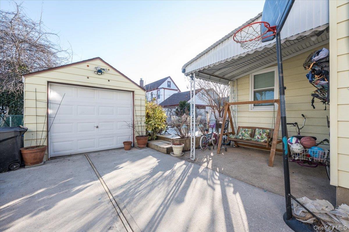 #15 photo, 64 E Chester Street, ナッソー郡 Valley Stream , NY 11580