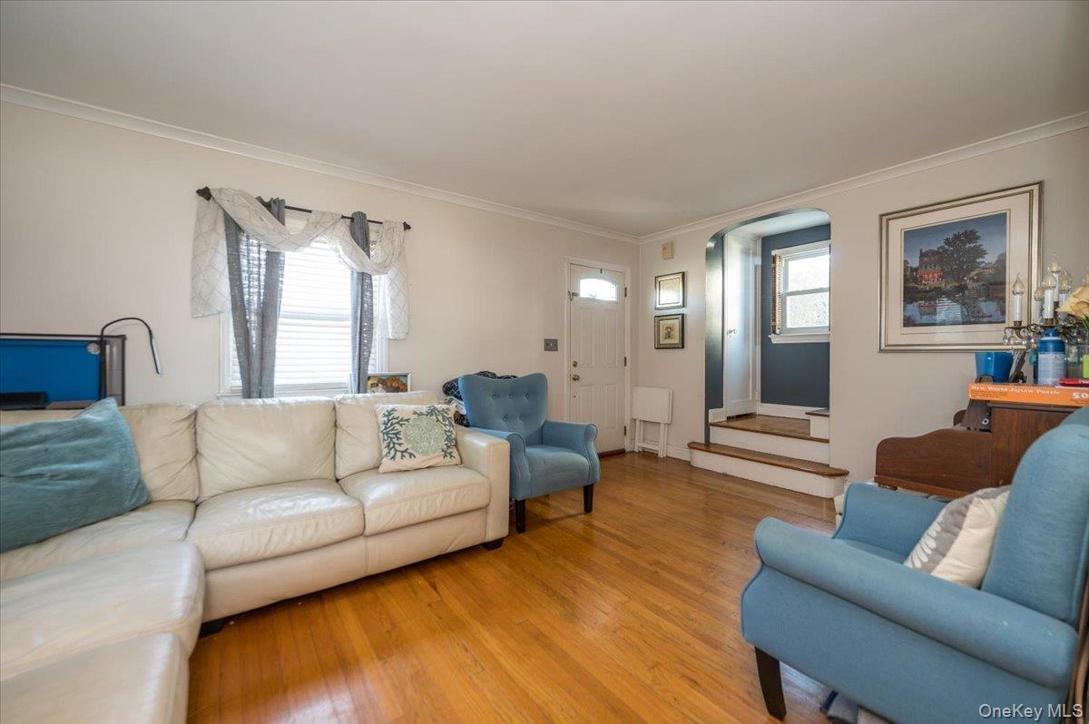 #3 photo, 64 E Chester Street, ナッソー郡 Valley Stream , NY 11580