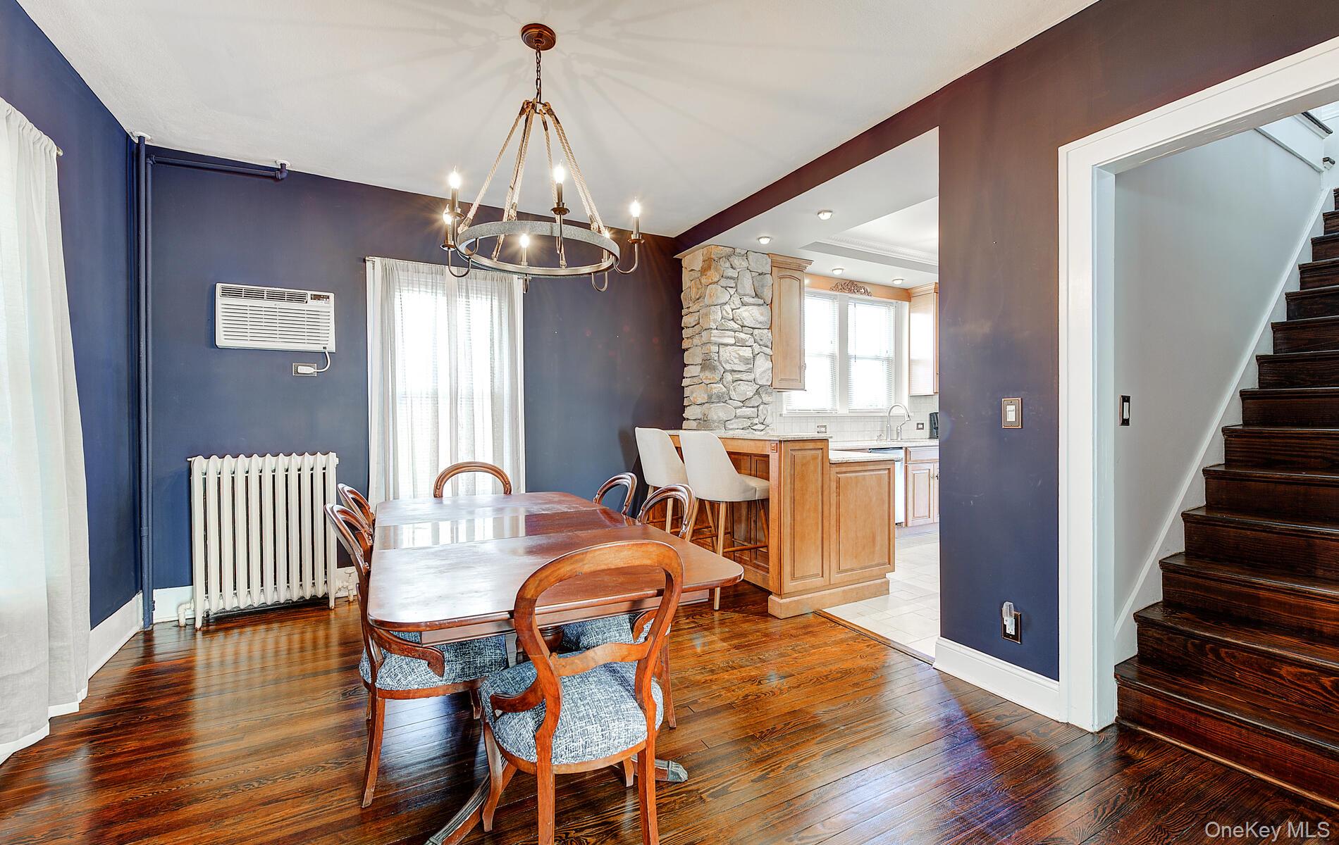 #9 photo, 256 Nassau Road, Huntington , NY 11743