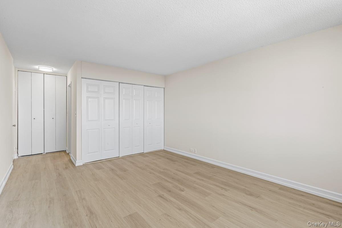 #19 photo, 152-18 Union Turnpike, Flushing , NY 11367