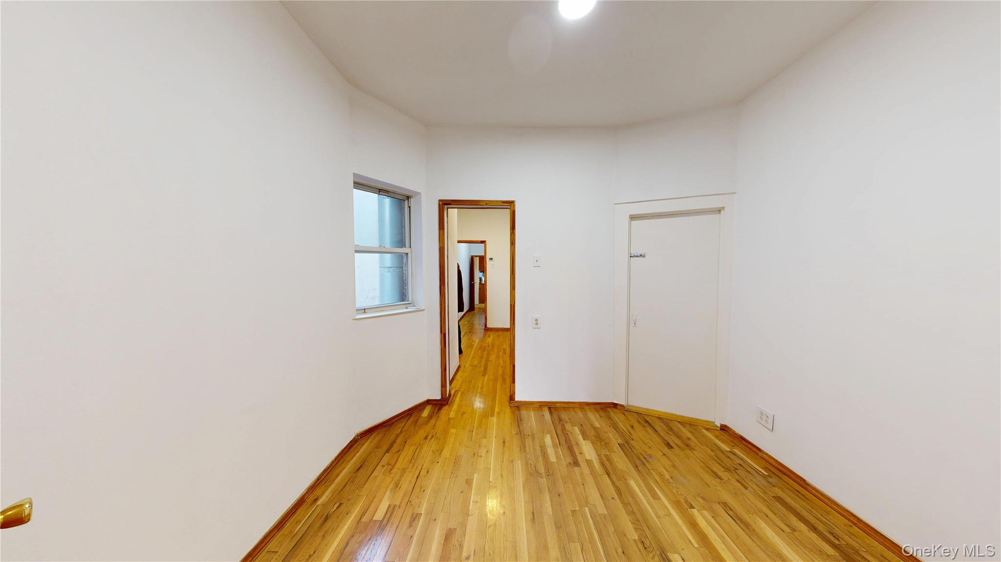 #9 photo, 954 Manhattan Avenue, ब्रुकलीन Brooklyn , NY 11222