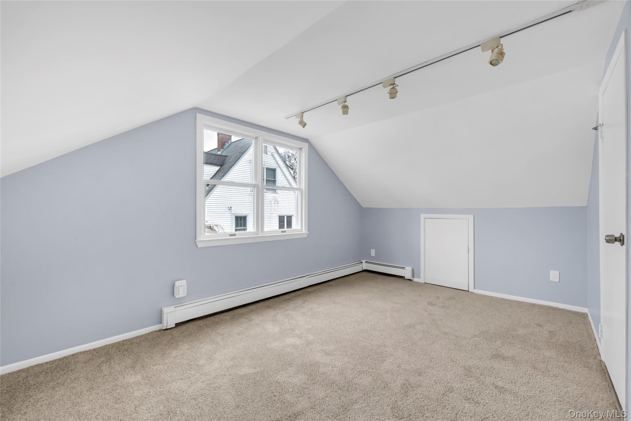 #10 photo, 29 Glen Cove Drive, ناسو Glen Head , NY 11545