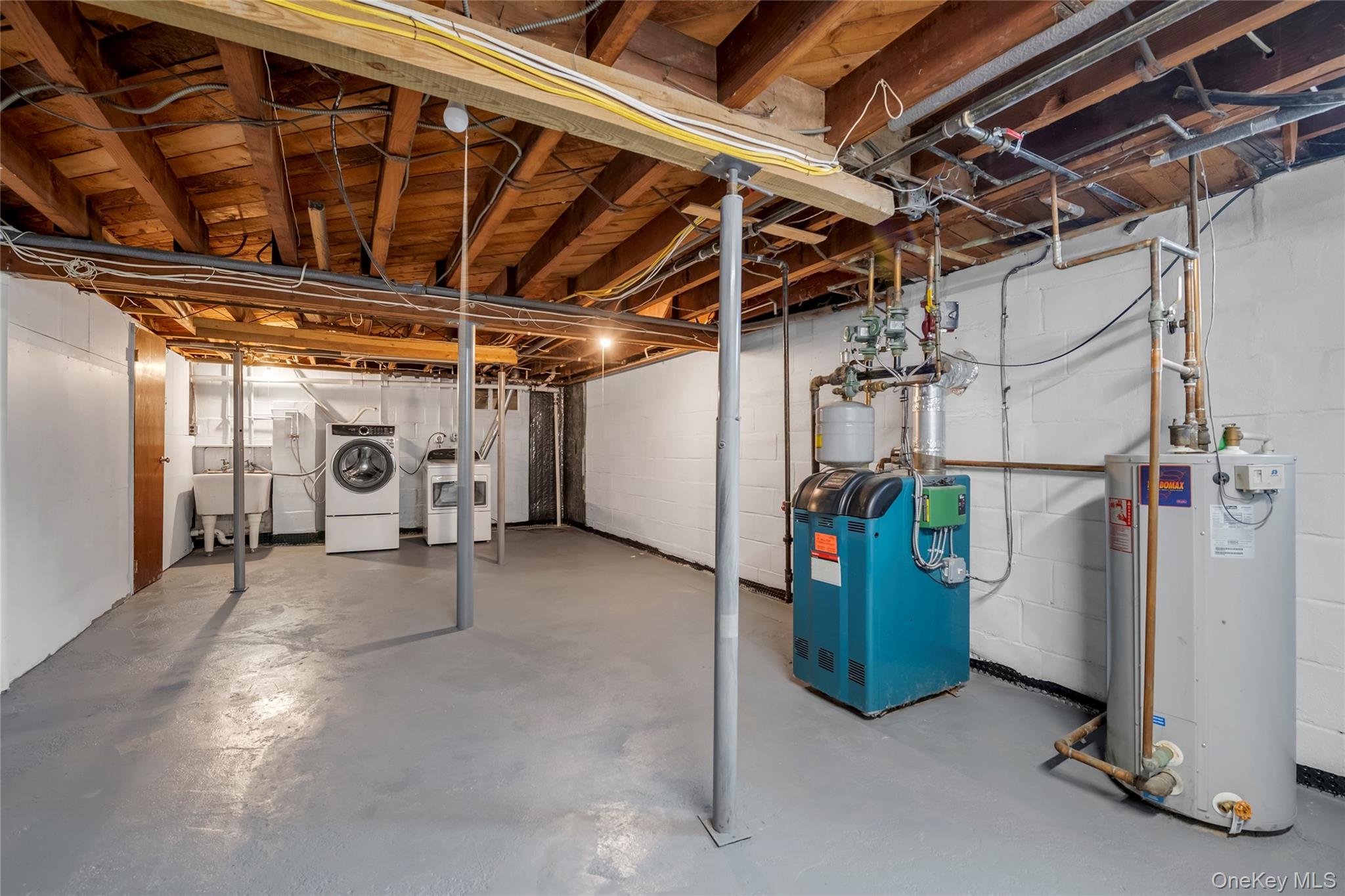 #14 photo, 29 Glen Cove Drive, ناسو Glen Head , NY 11545