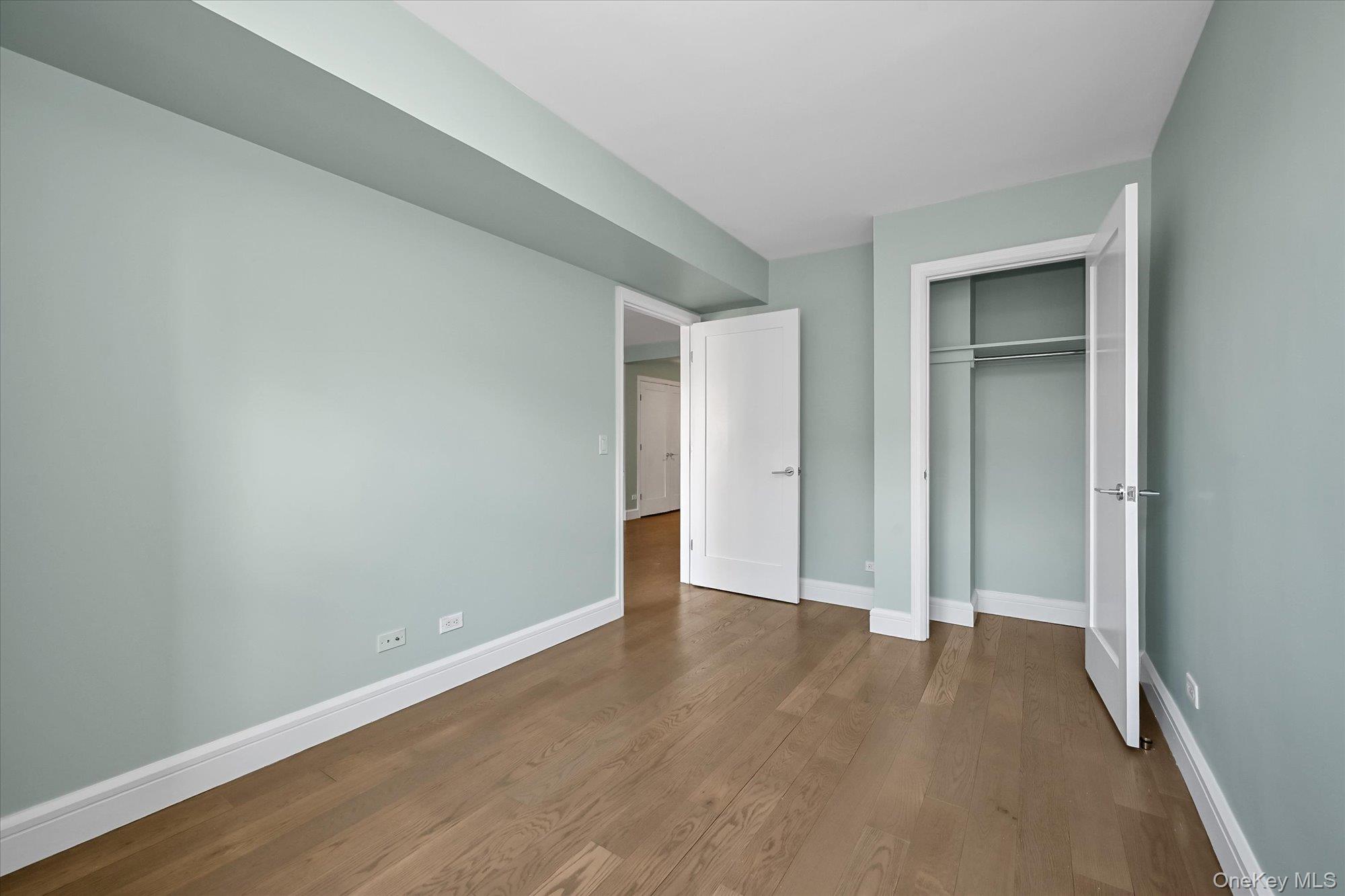 #10 photo, 107-40 Queens Boulevard, কুইন্‌স Forest Hills , NY 11375