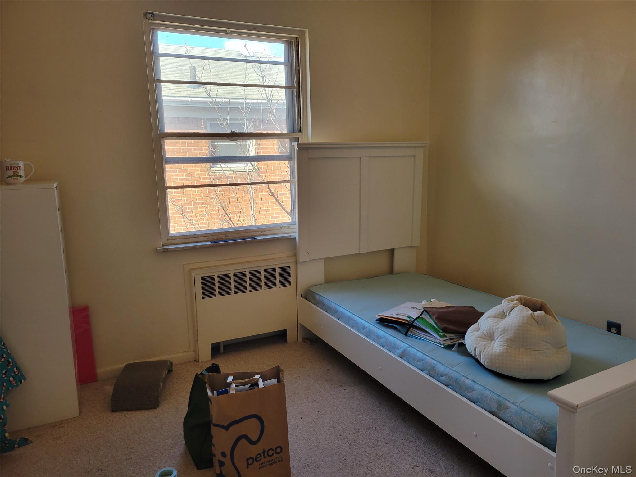 #12 photo, 166-14 Cross Island Parkway, كوينز Whitestone , NY 11357