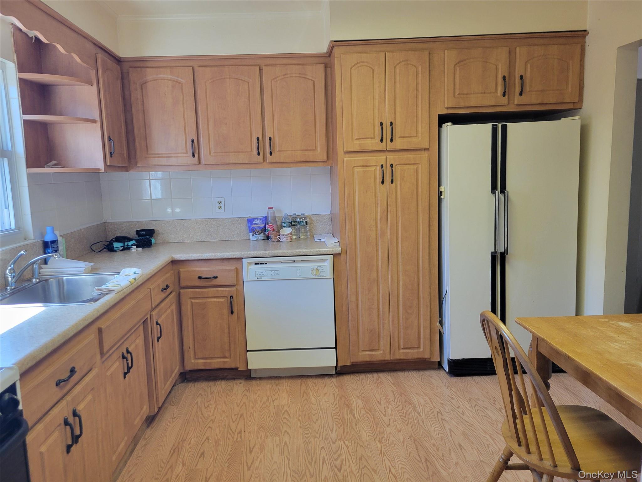 #5 photo, 166-14 Cross Island Parkway, كوينز Whitestone , NY 11357