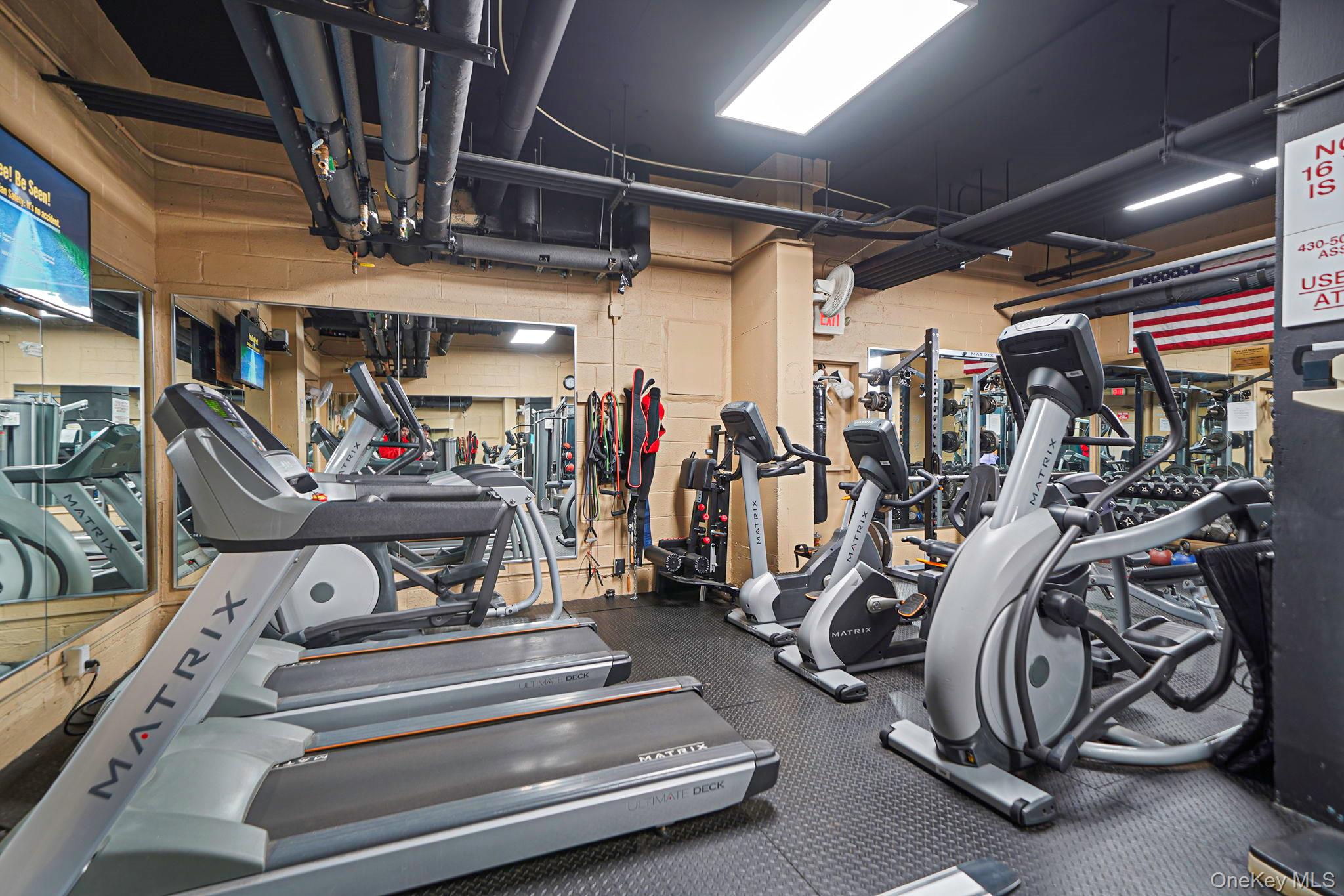 #14 photo, 450 Shore Road, Long Beach , NY 11561