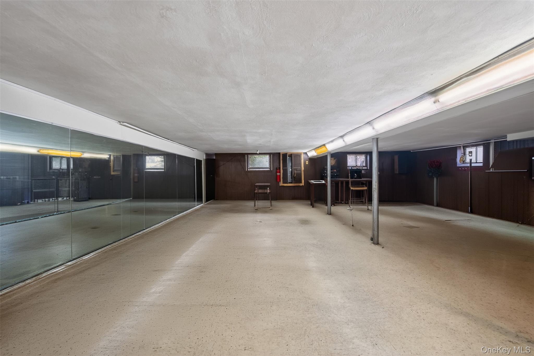 #15 photo, 29 Main Avenue, সাফোক কাউন্টি Centereach , NY 11720