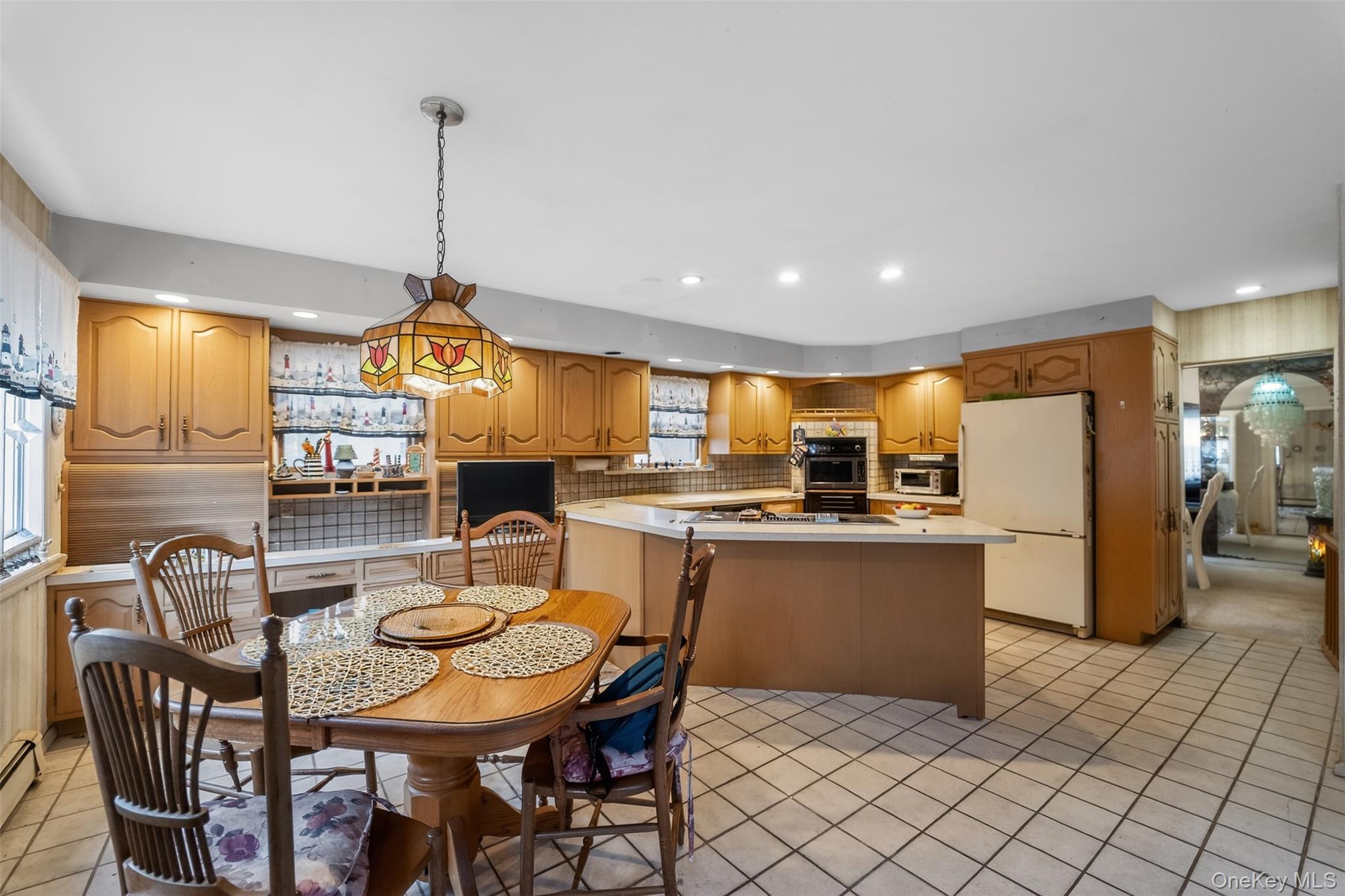 #4 photo, 29 Main Avenue, সাফোক কাউন্টি Centereach , NY 11720