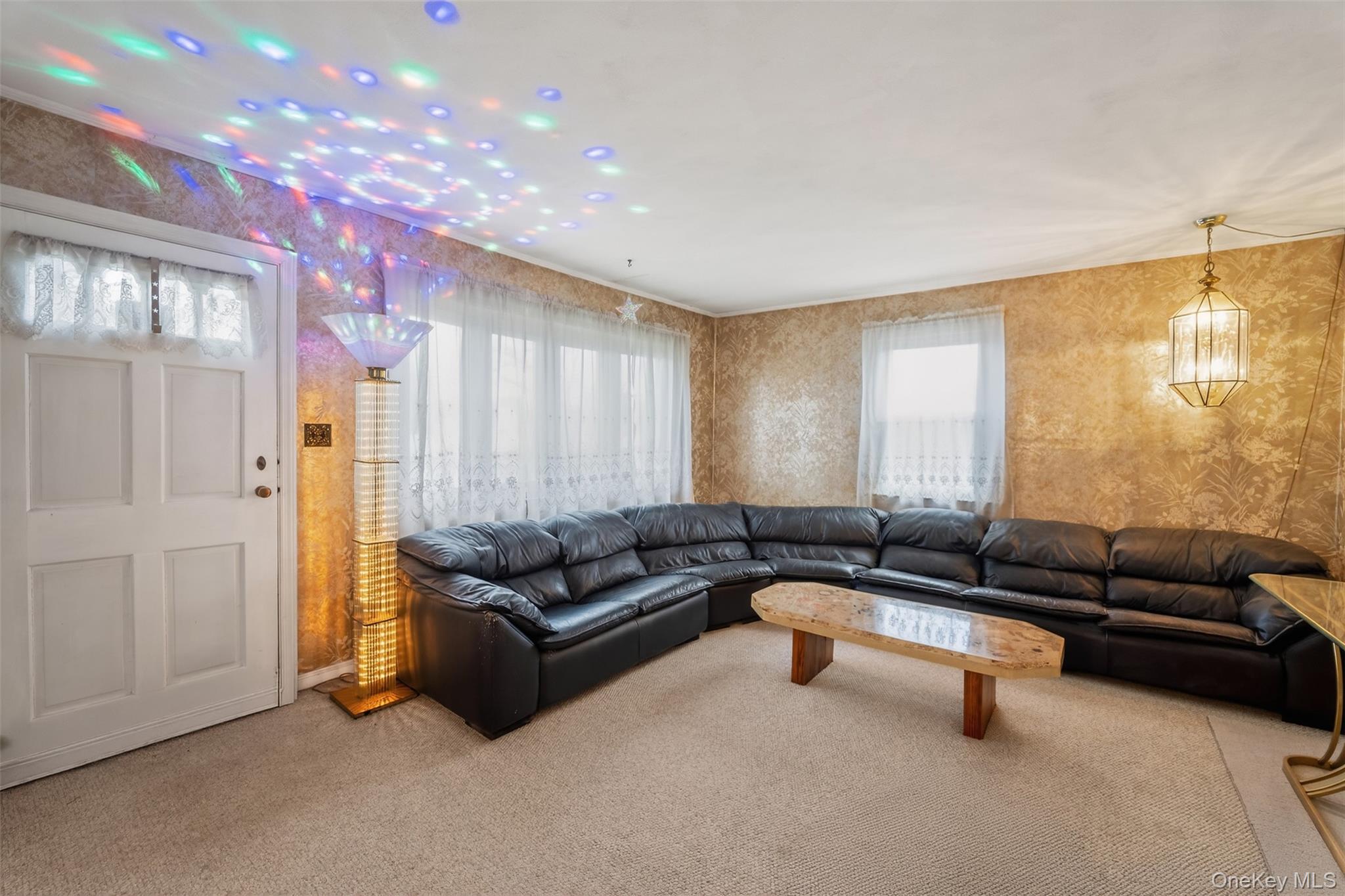 #6 photo, 29 Main Avenue, সাফোক কাউন্টি Centereach , NY 11720