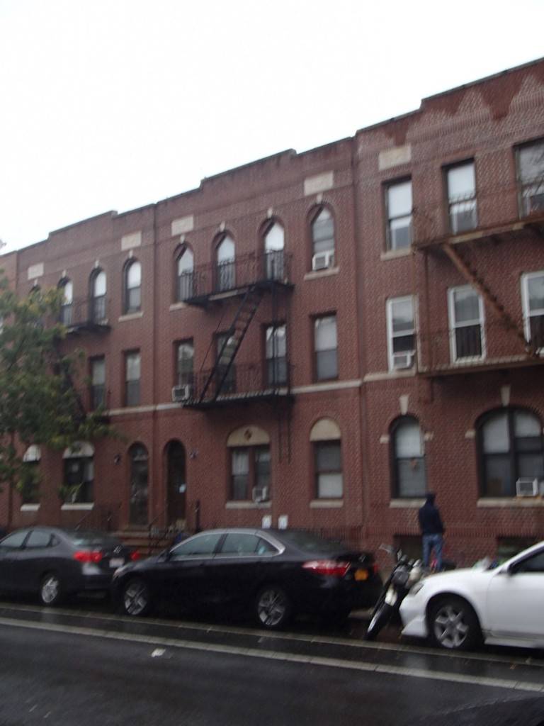 #2 photo, 31-51 35th Street, Astoria , NY 11106