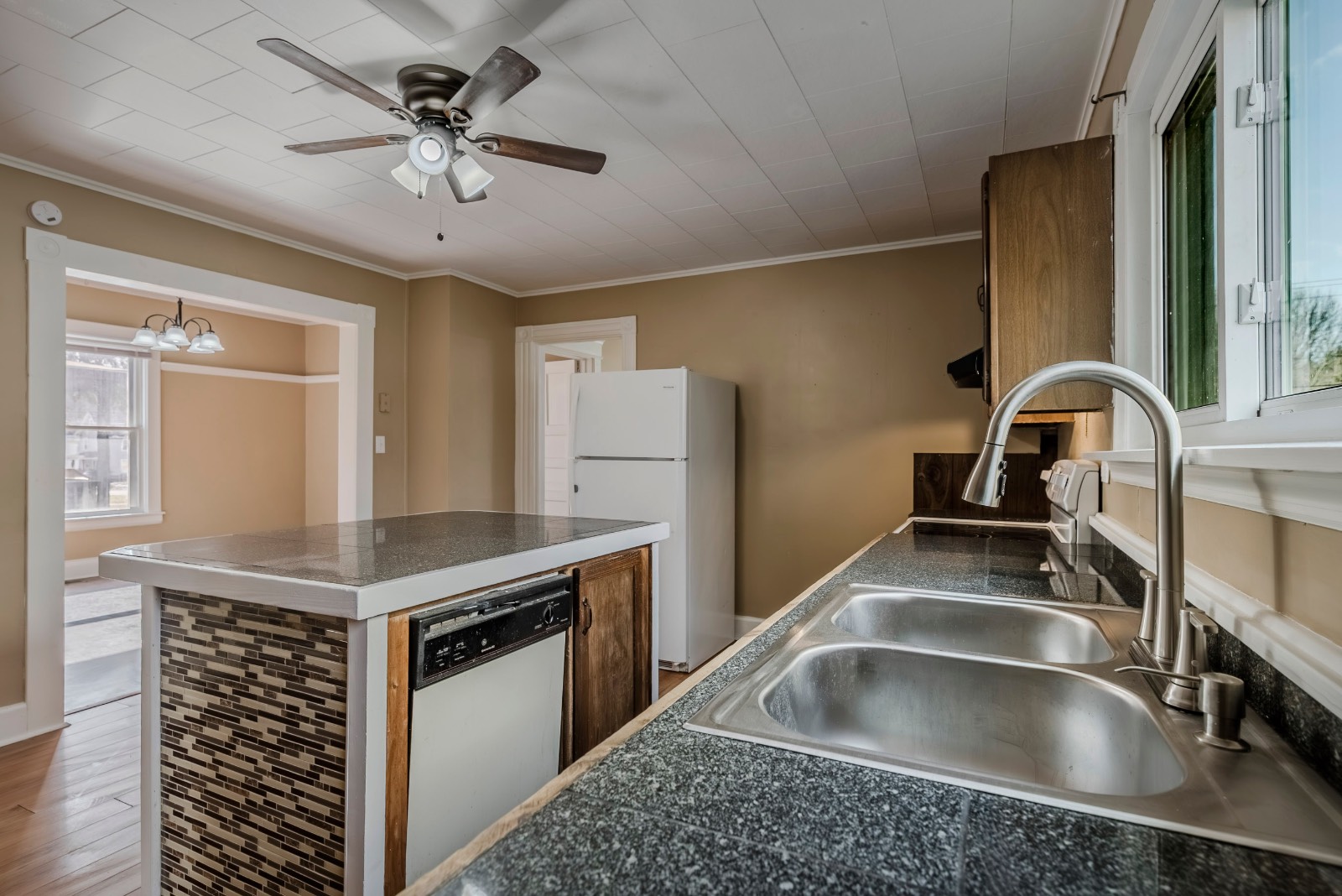 #26 photo, 173 E Clark St, Ilion , NY 13357