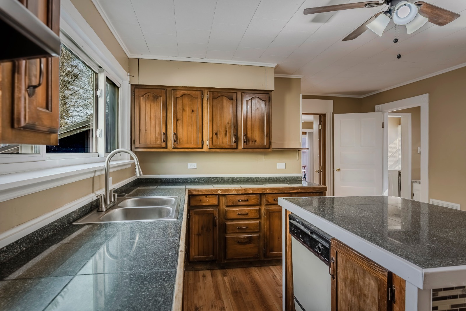 #27 photo, 173 E Clark St, Ilion , NY 13357