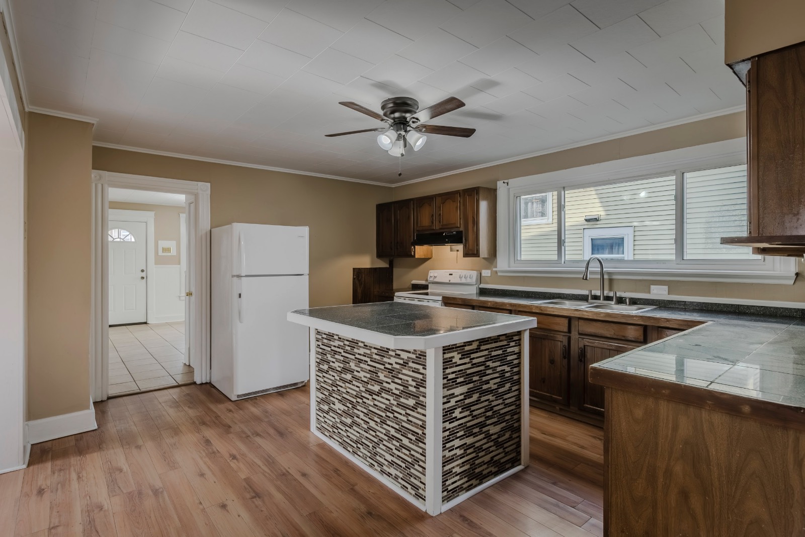 #28 photo, 173 E Clark St, Ilion , NY 13357