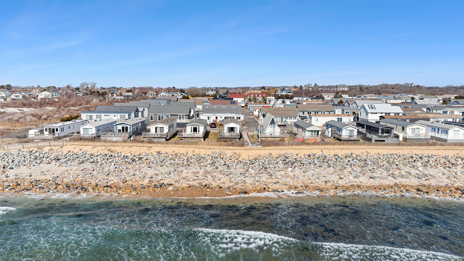 #2 photo, 100 Deforest Road, #6, सफ़ोक काउंटी Montauk , NY 11954