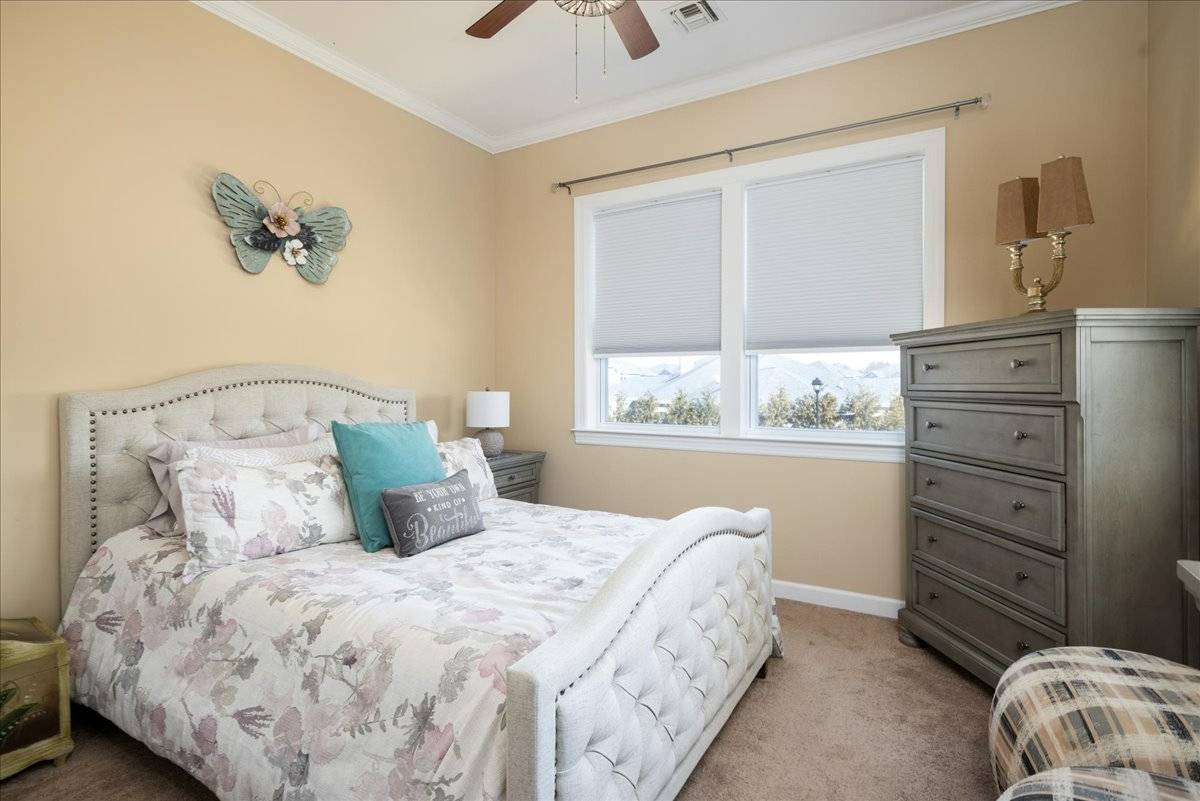 #14 photo, 244 FALL COURT, Саффолк ‖ East Northport , NY 11731