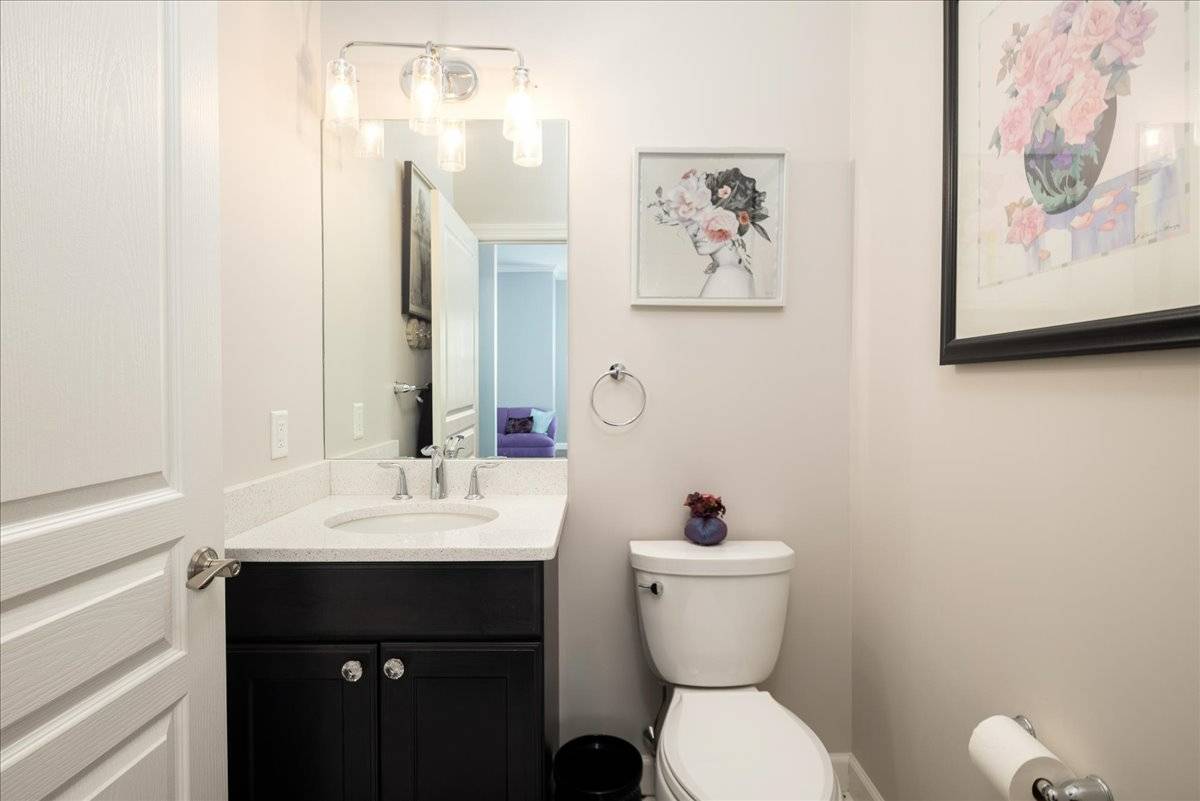 #18 photo, 244 FALL COURT, Саффолк ‖ East Northport , NY 11731