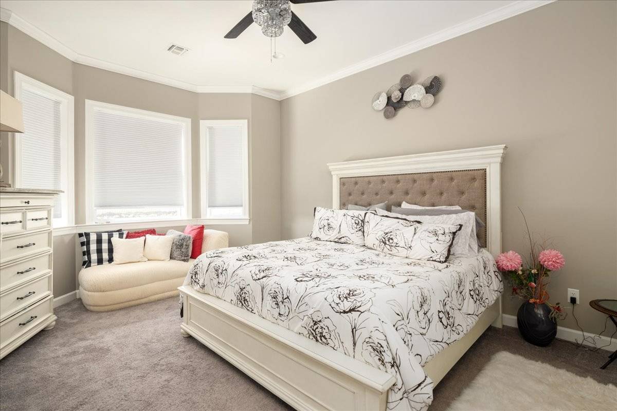 #19 photo, 244 FALL COURT, Саффолк ‖ East Northport , NY 11731