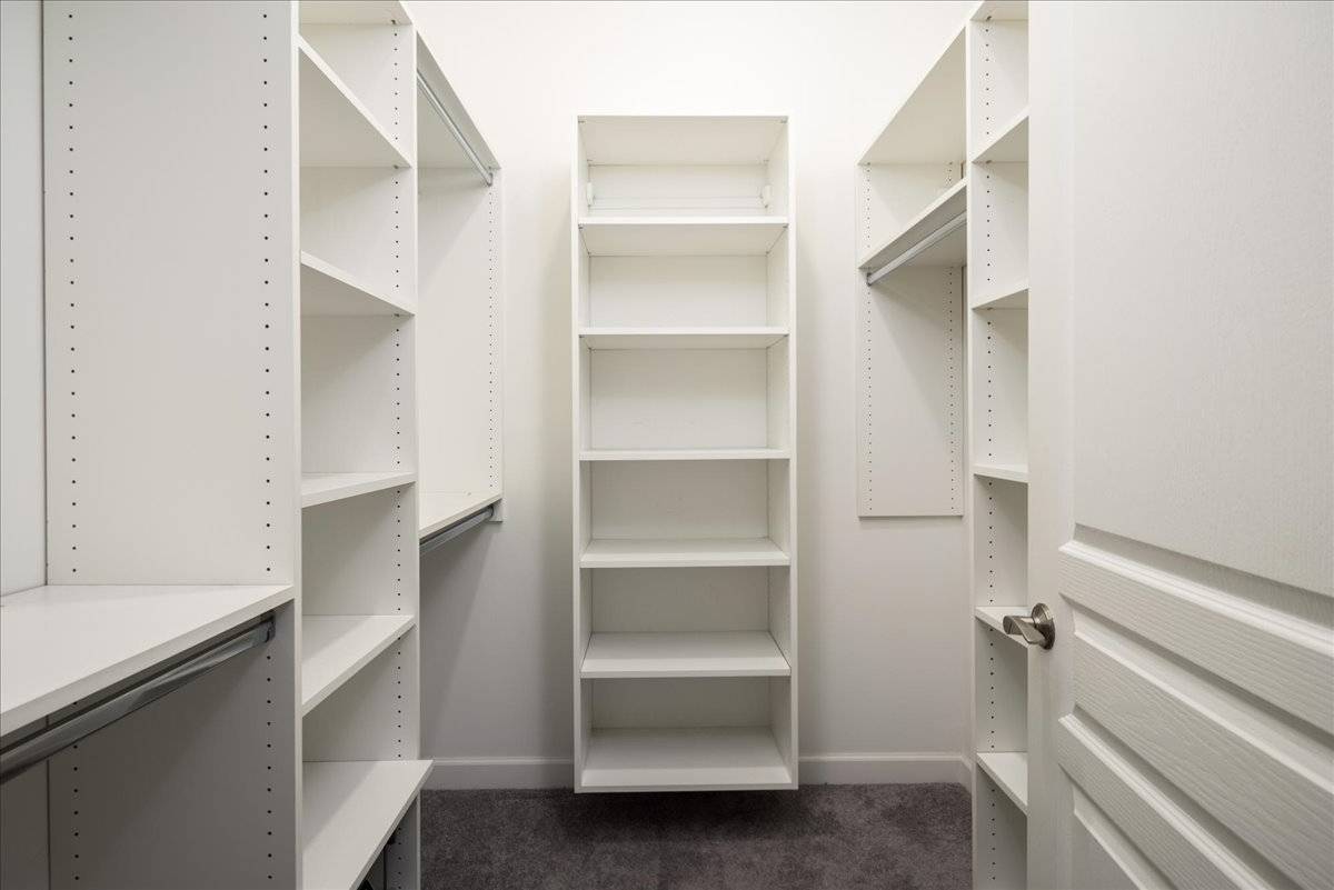 #21 photo, 244 FALL COURT, Саффолк ‖ East Northport , NY 11731