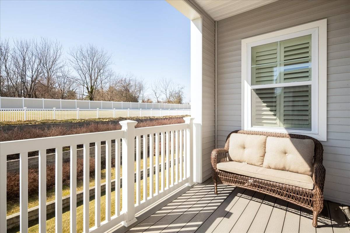 #29 photo, 244 FALL COURT, Саффолк ‖ East Northport , NY 11731