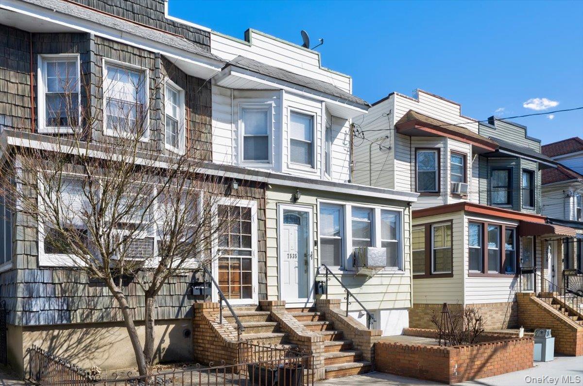 #2 photo, 7535 60th Place, Glendale , NY 11385