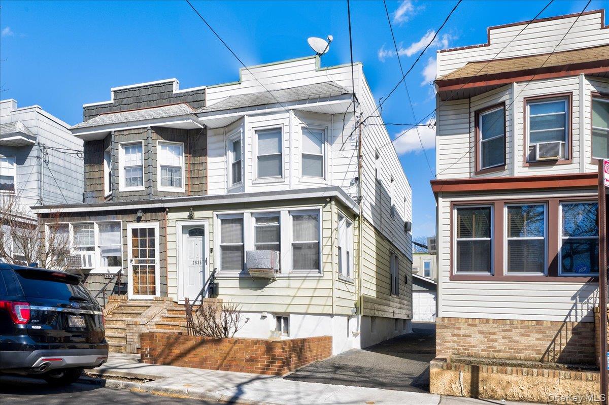 #3 photo, 7535 60th Place, Glendale , NY 11385